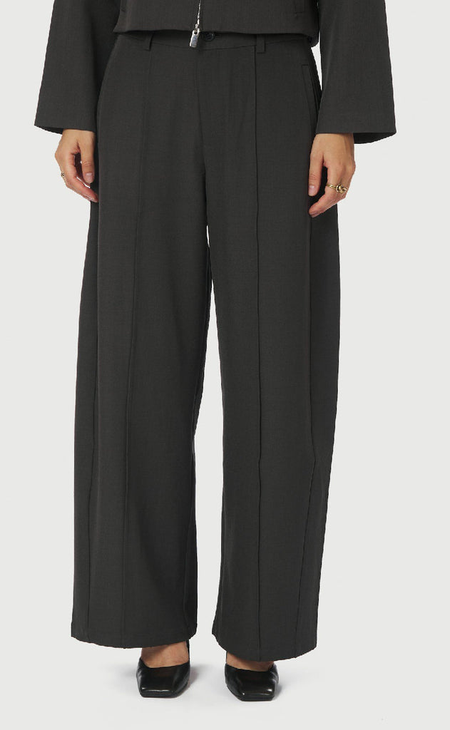 Neo Noir Bukser - Tilian Structure - Dark Grey