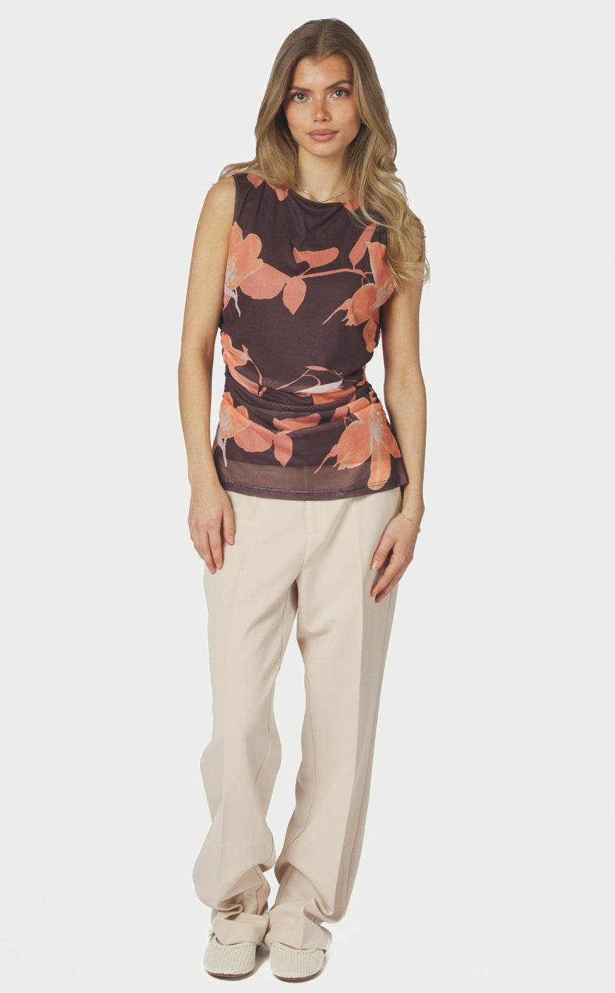 Neo Noir Topp - Liblana Flower - Brown