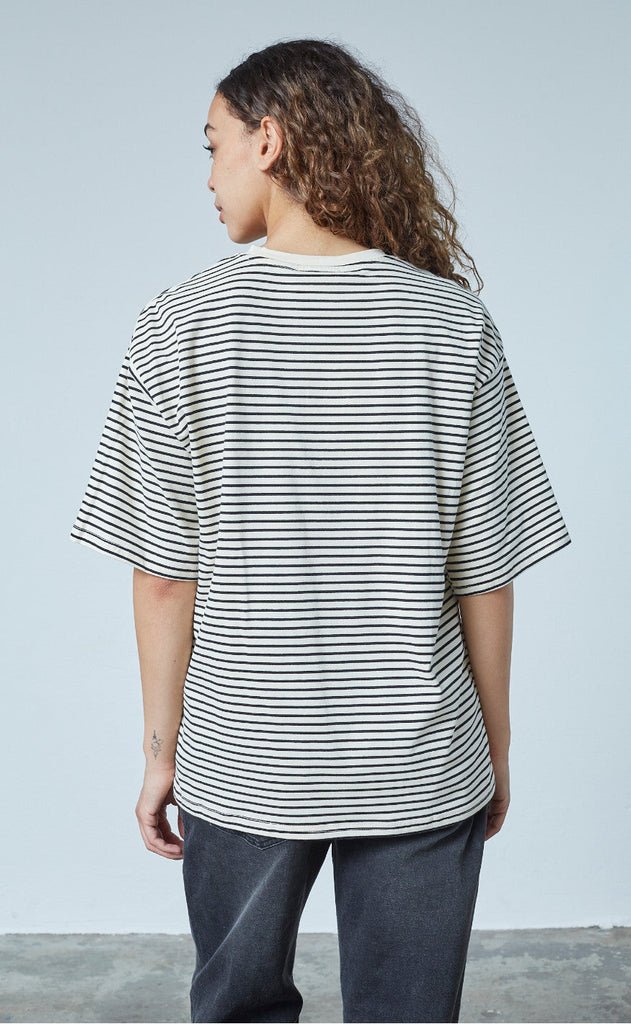 Sisters Point T-shirt - Vez - Cream/Black