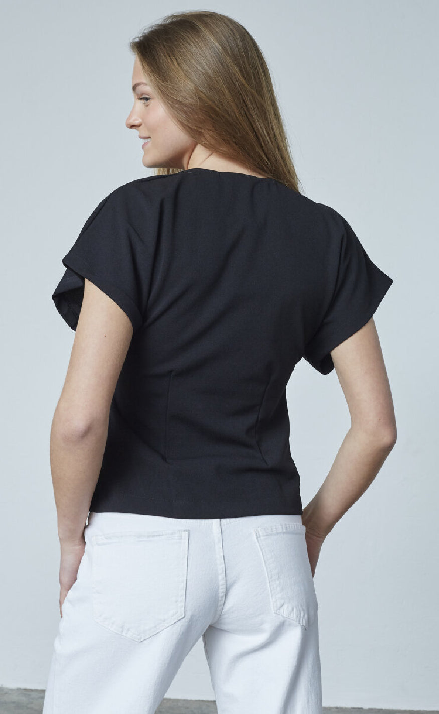 Sisters Point Vest - Gevela-VE - Black