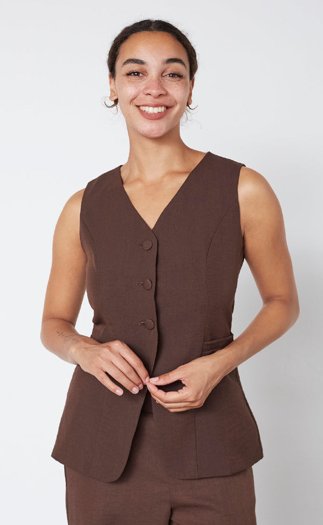Sisters Point Vest - Game-VE - Brown