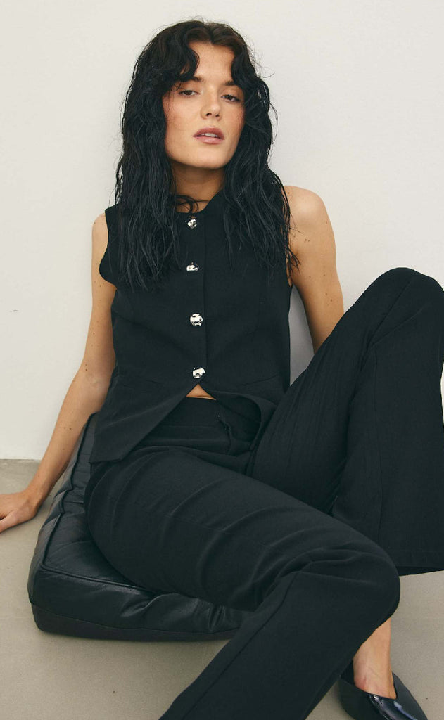 Noella Vest - Lauressa - Black
