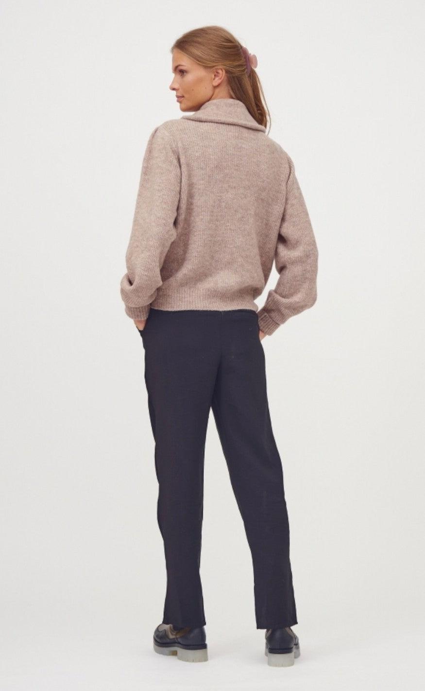 A-View Cardigan - Patty - Camel