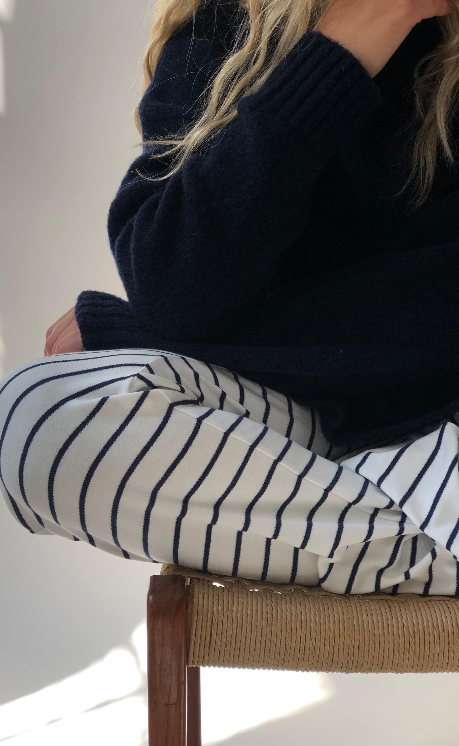 Basic Apparel Bukser - Saga Striped - Off White / Navy