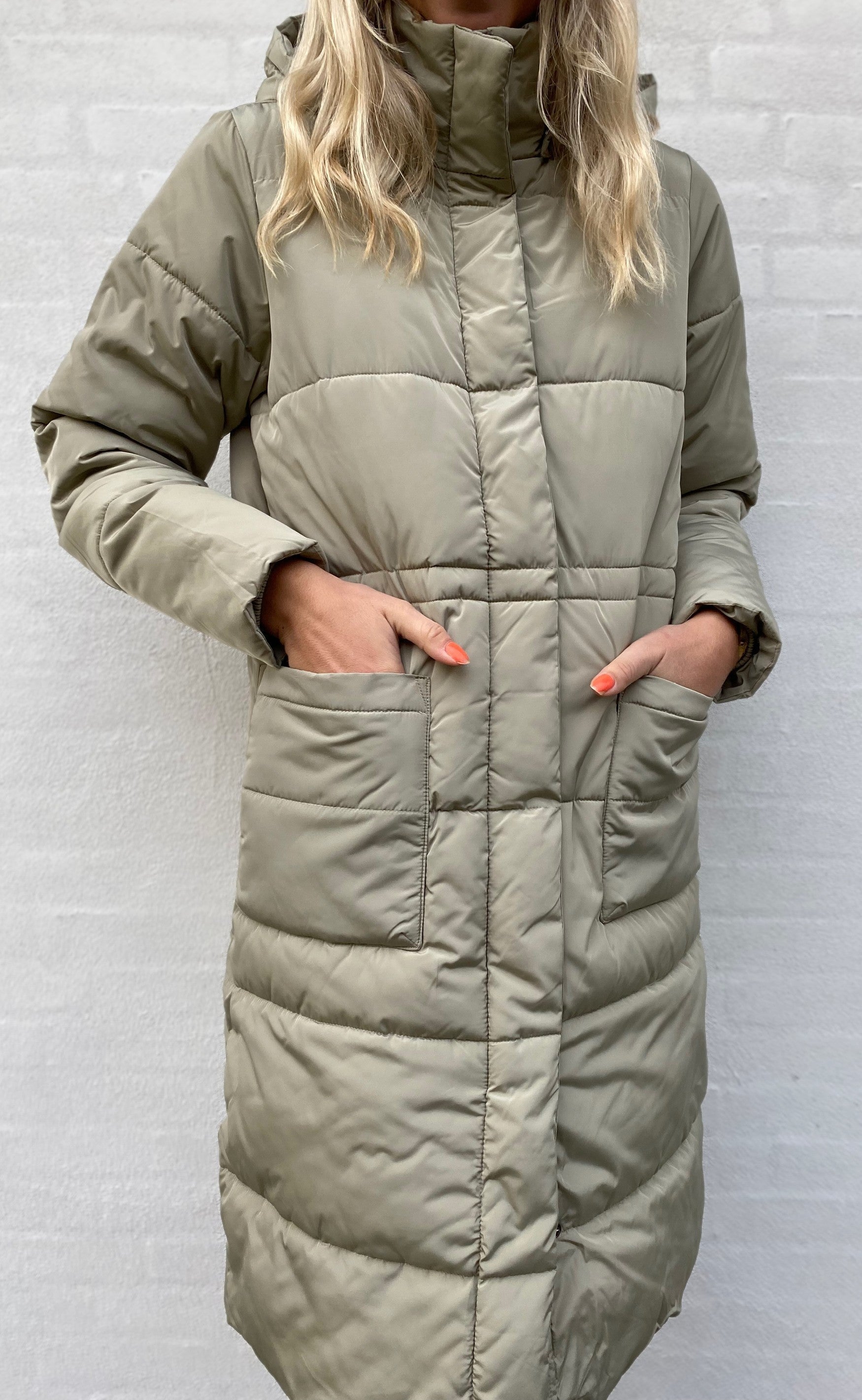 Basic Apparel Jakke - Dagmar Long - Moss Gray