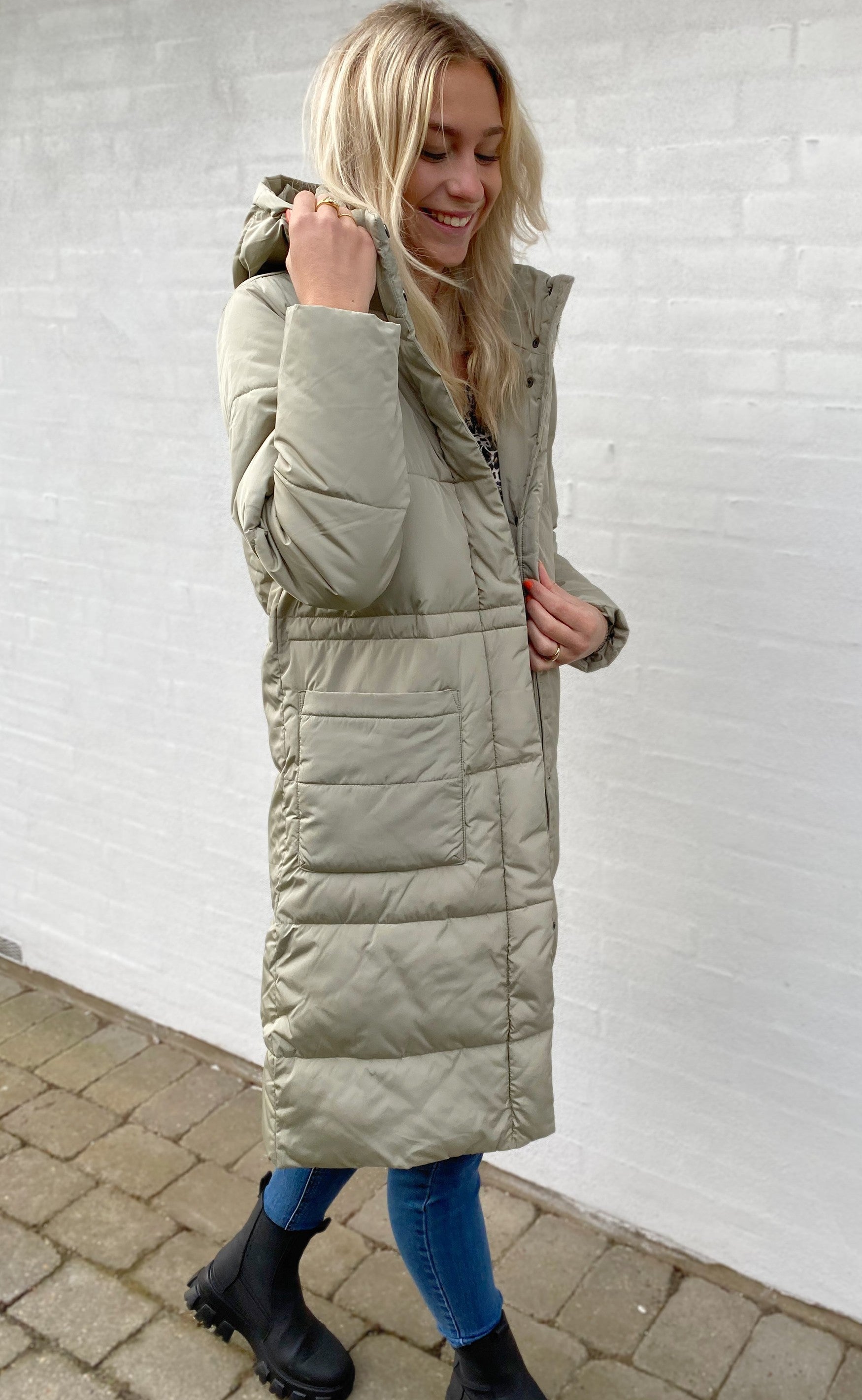 Basic Apparel Jakke - Dagmar Long - Moss Gray