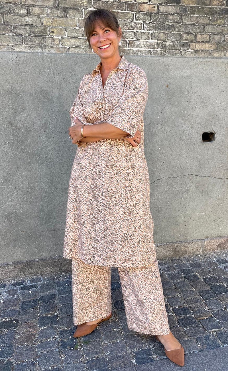 Basic Apparel Kjole - Hazel - Pink/Orange/Brown/Sand