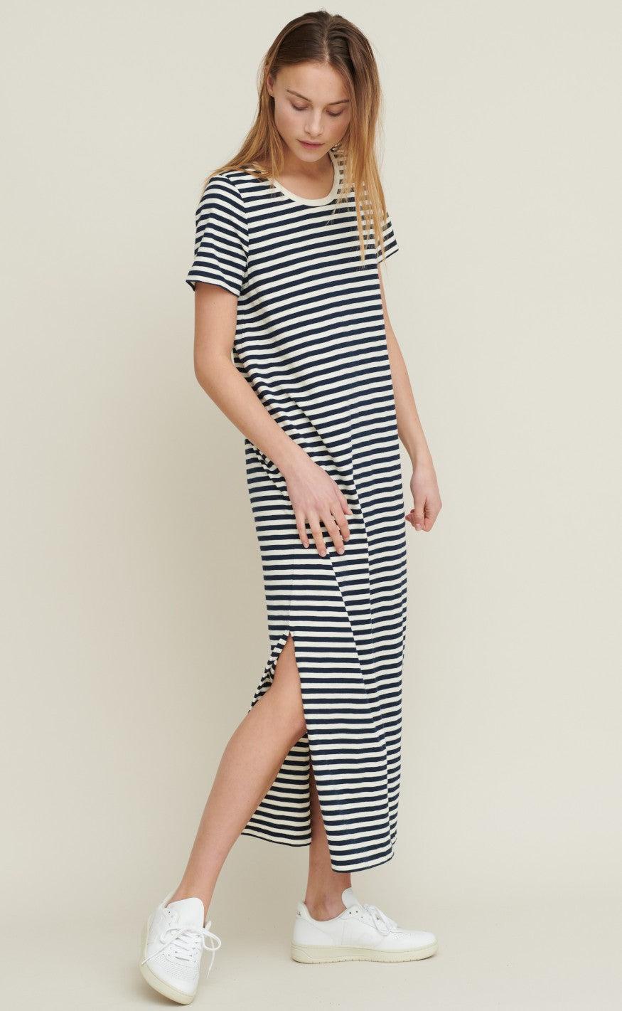 Basic Apparel Kjole - Rita Long - Navy
