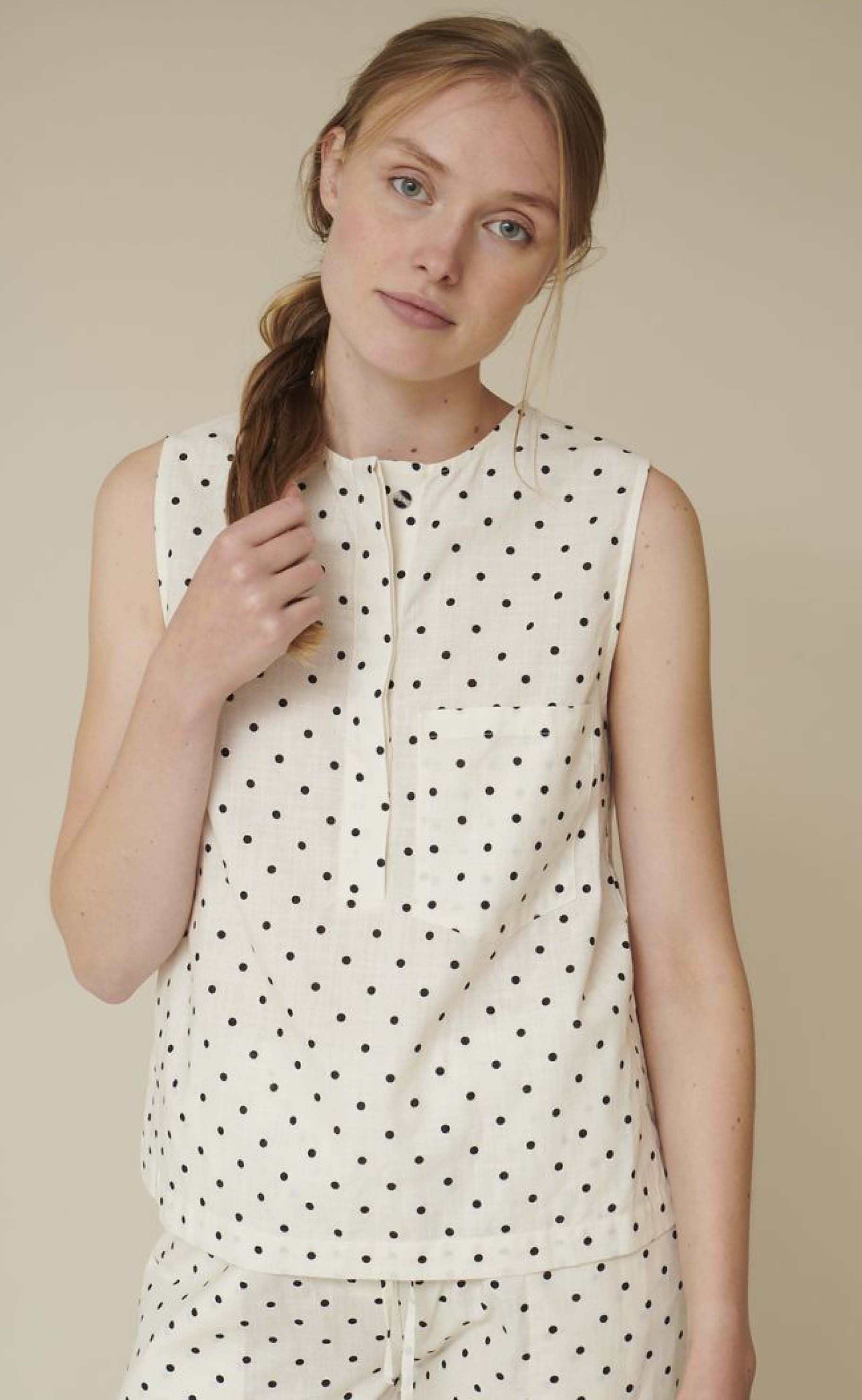 Basic Apparel Top - Vicki Dot - Off White/Black