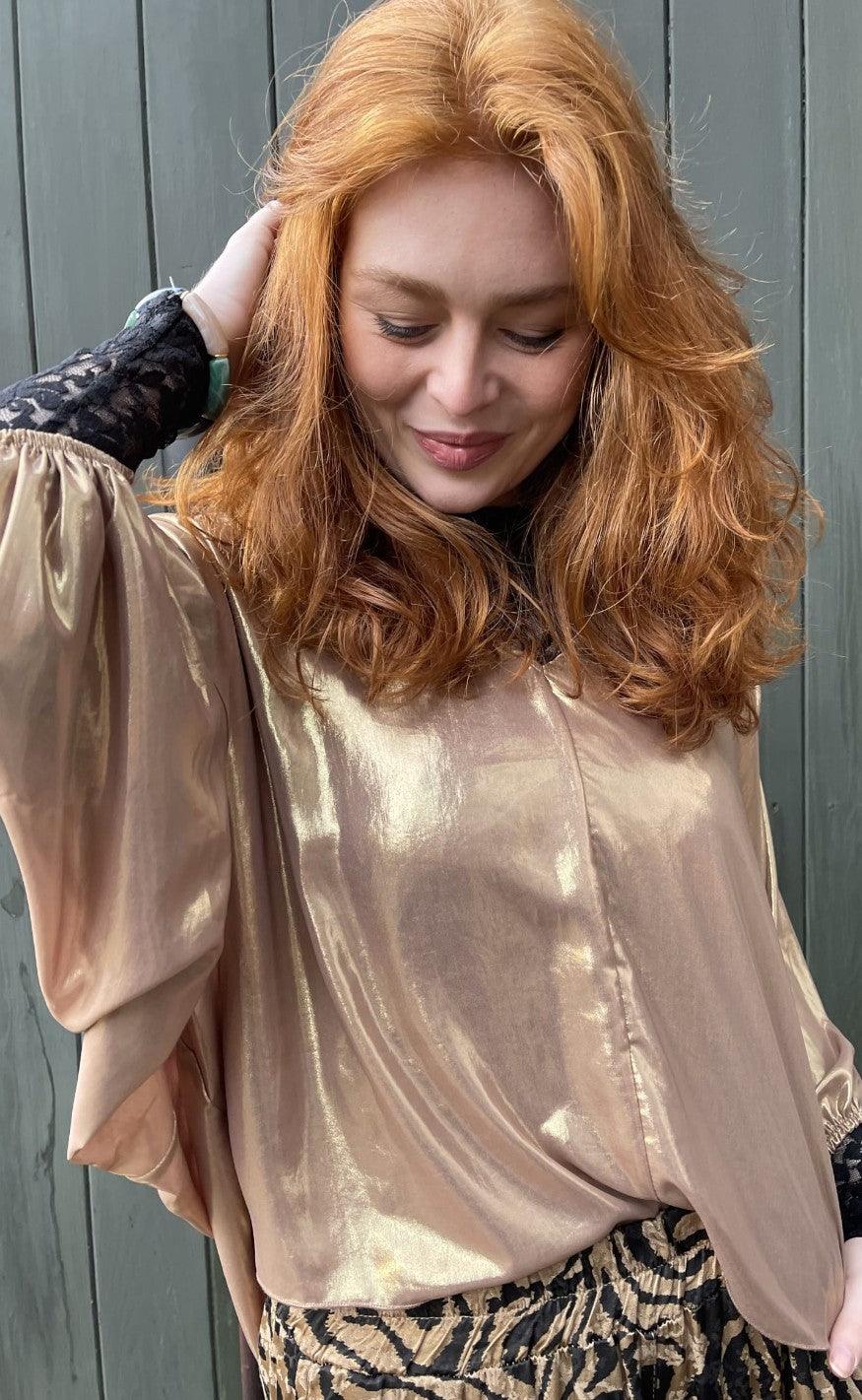 Black Colour Bluse - Gabrielle - Gold