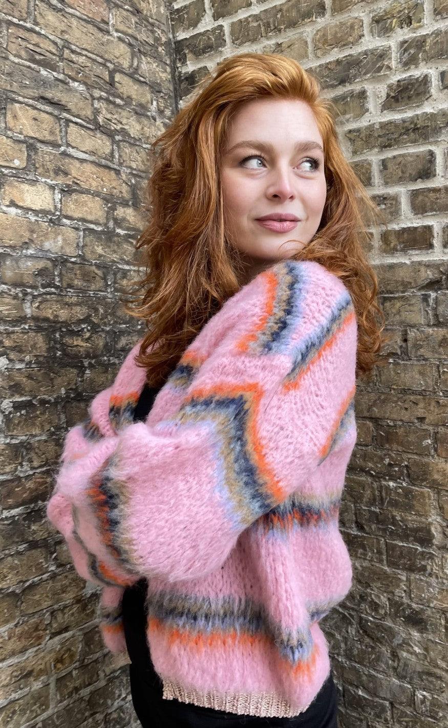 Black Colour Cardigan - Tailor Brushed - Exotic Pink