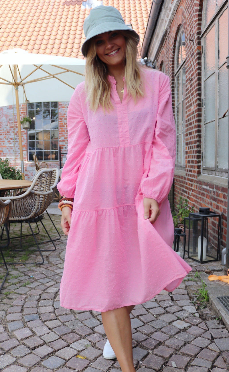 Black Colour Kjole - Frigg Short - Candy Pink