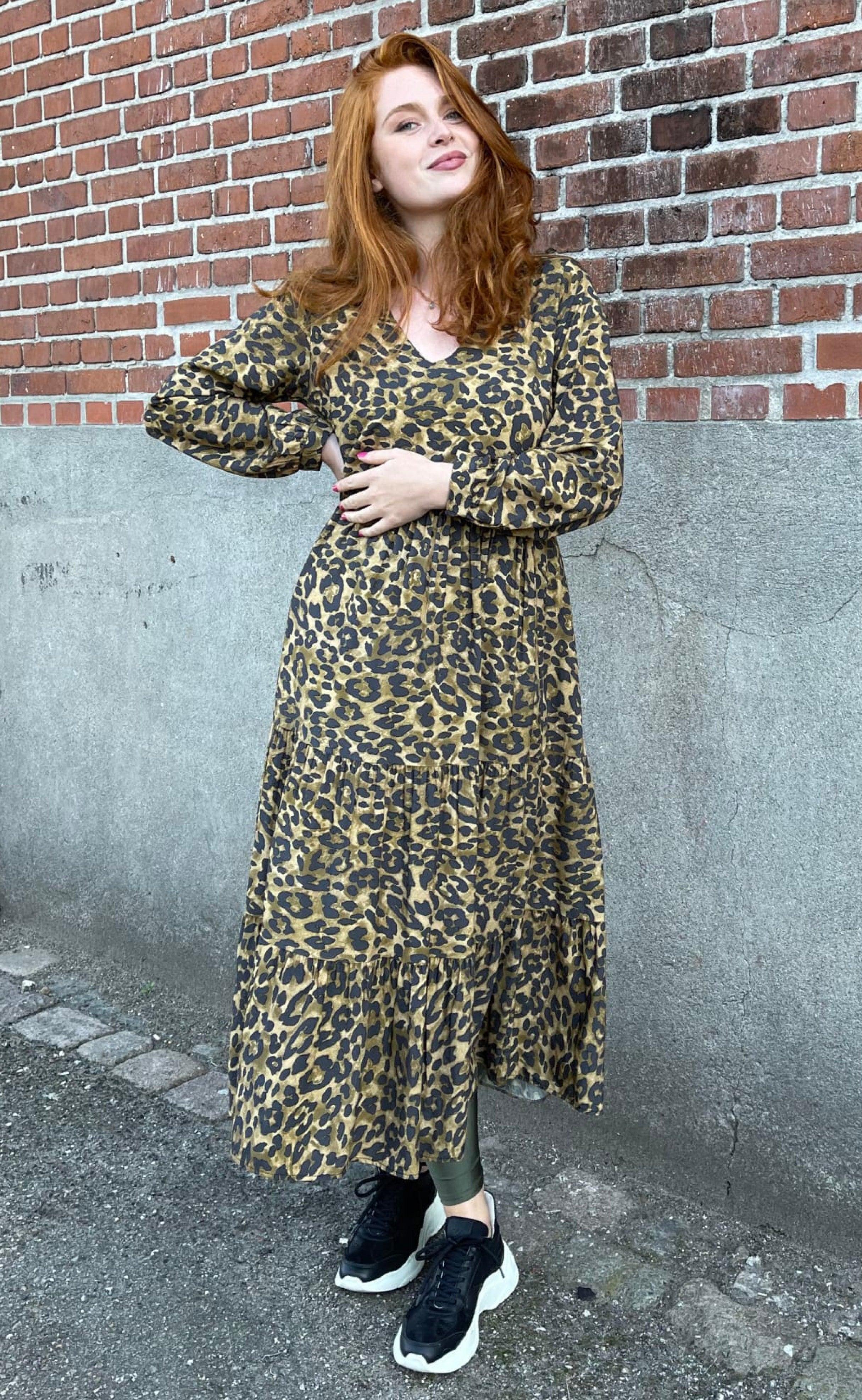 Black Colour Kjole - Ginny - Army Leo