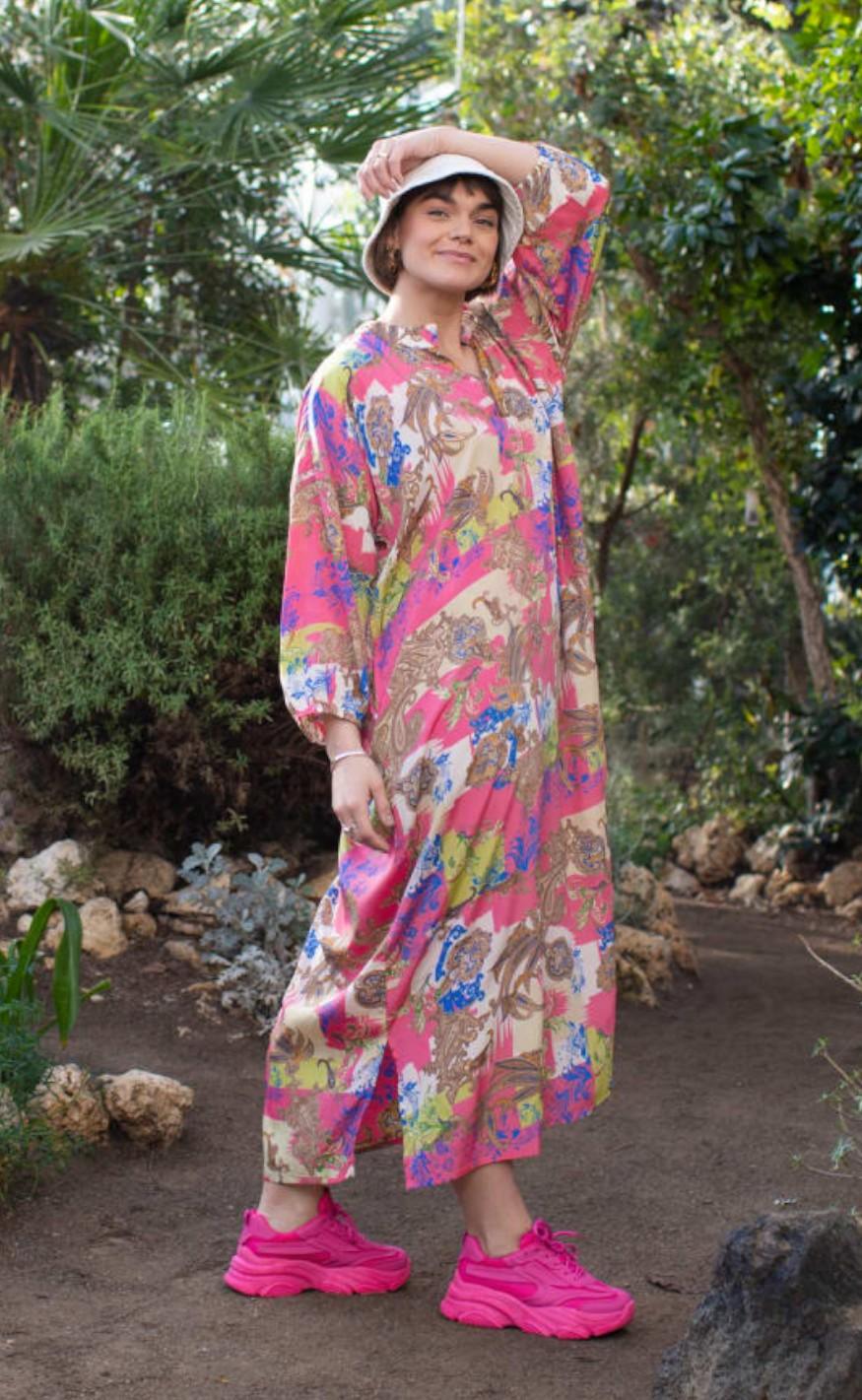 Black Colour Kjole - Luna Dakota Kaftan - Oriental Glaze