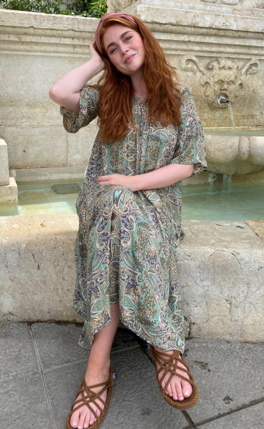 Black Colour Kjole - Luna LEX S/S Maxi - Green Paisley