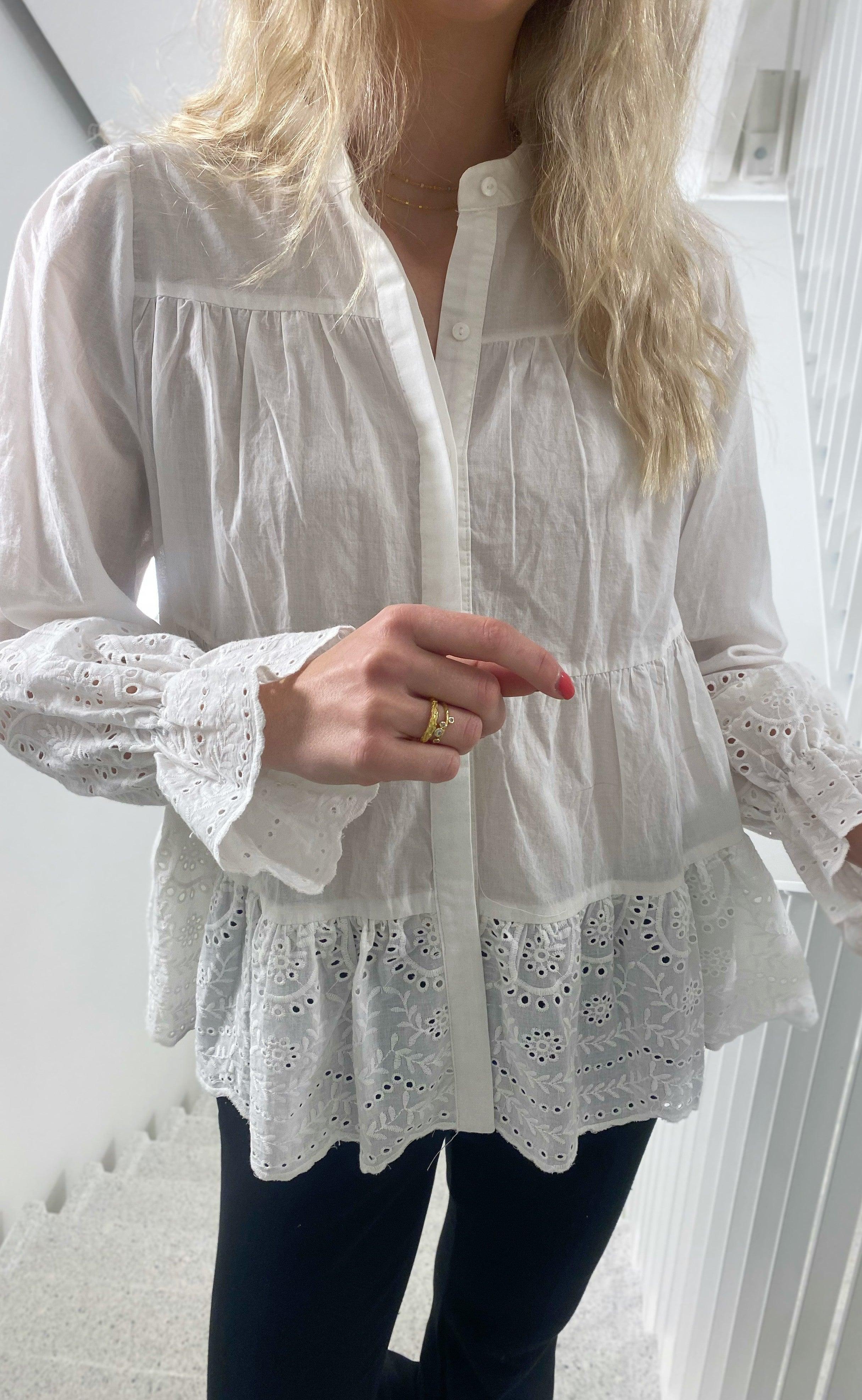 Continue Bluse - Sanna Broderi Anglaise - White