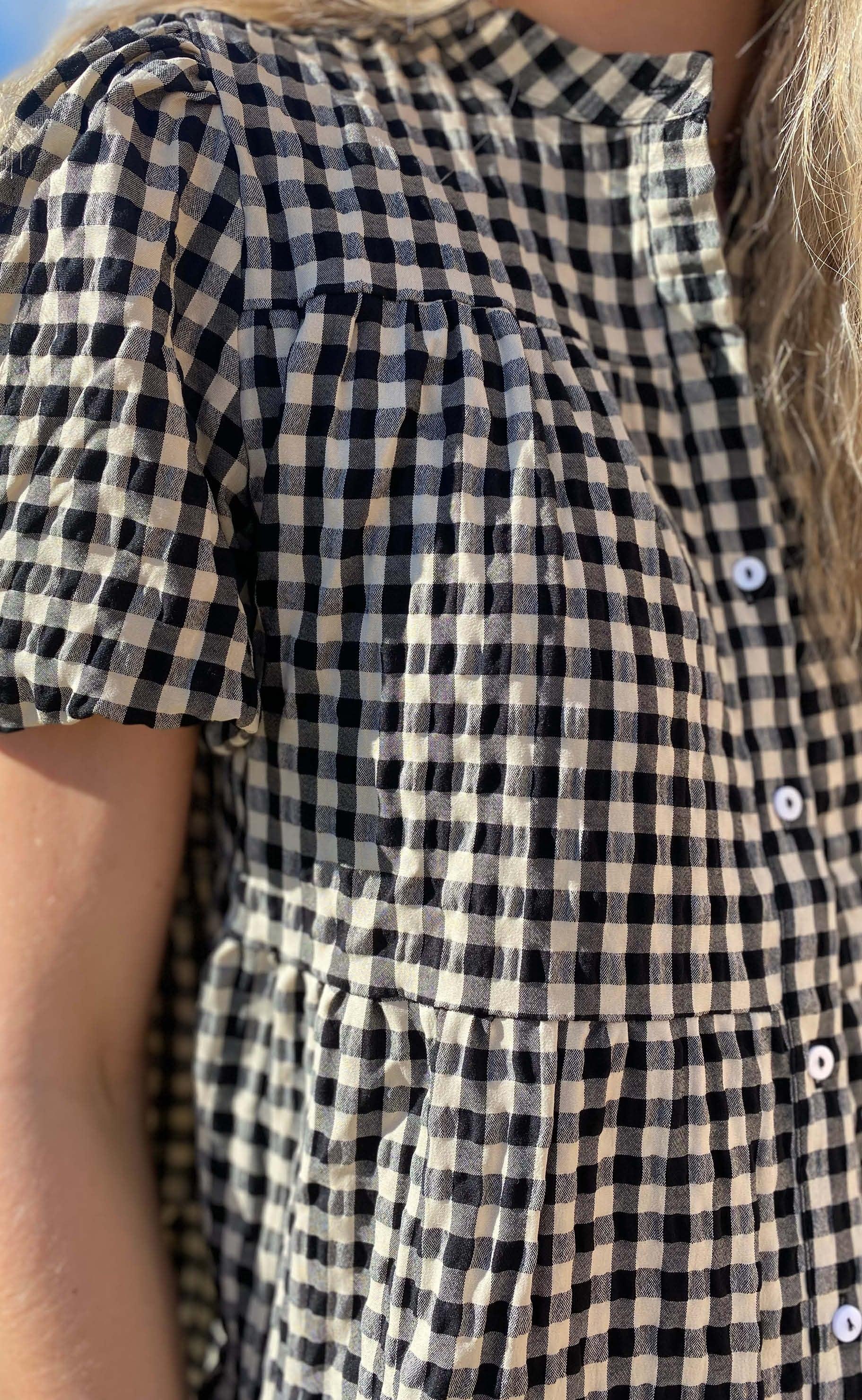 Continue Bluse - Sanna short - Small Check Black