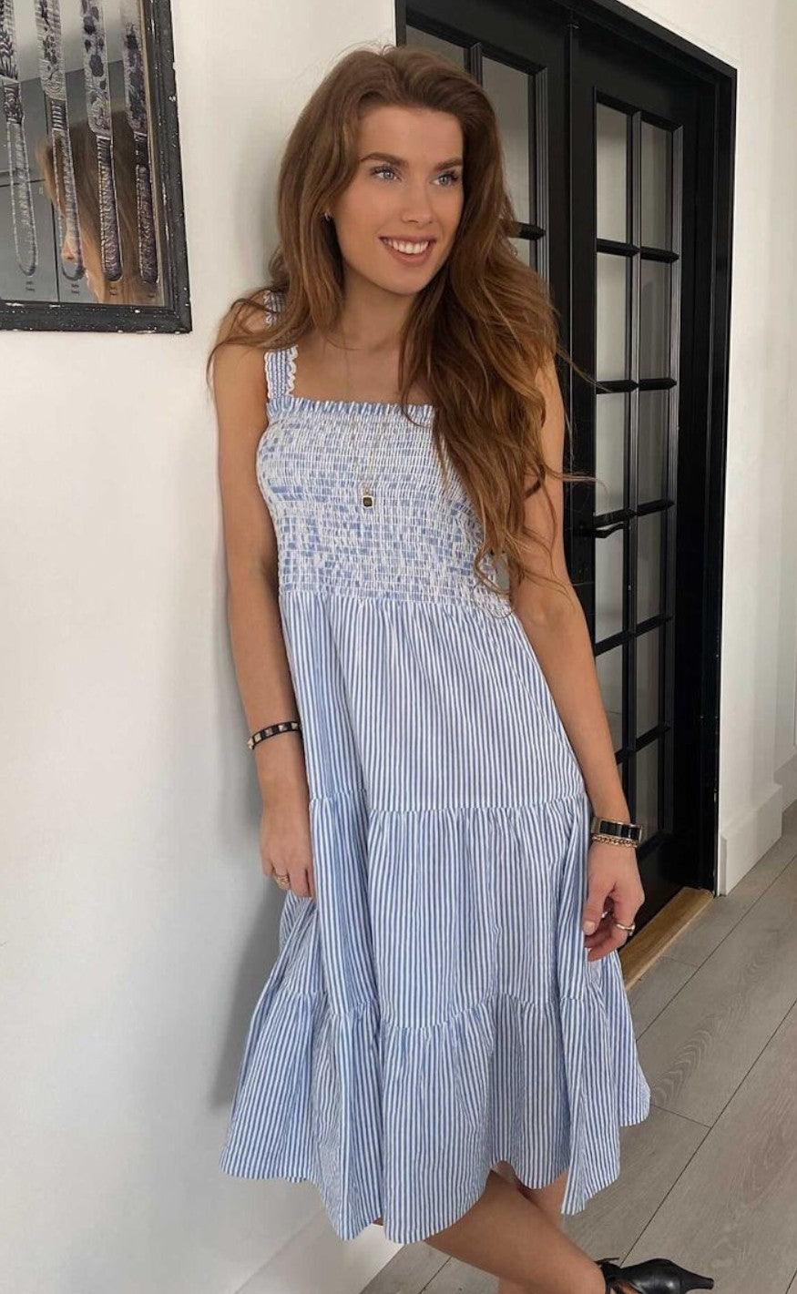 Continue Kjole - Beth Stripe - Blue / White