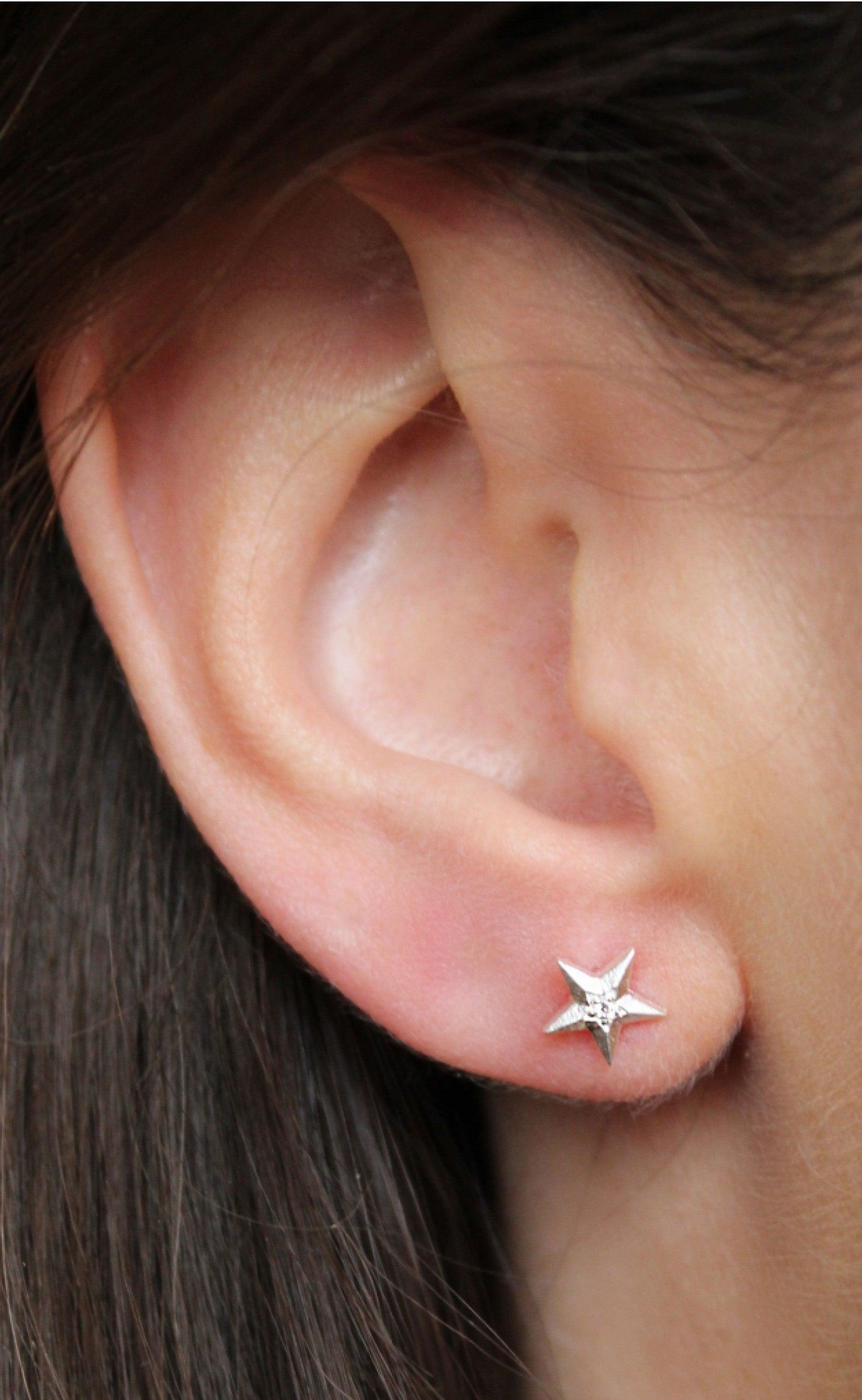 ENAMEL Copenhagen Øreringe / Studs - Star - Sølv