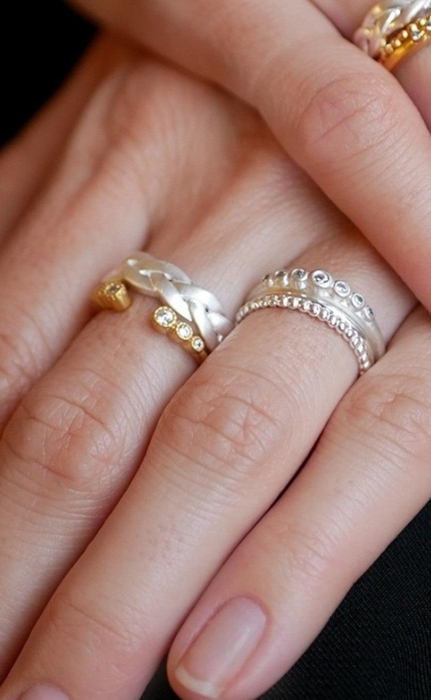 ENAMEL Copenhagen Ring - Romance - Guld