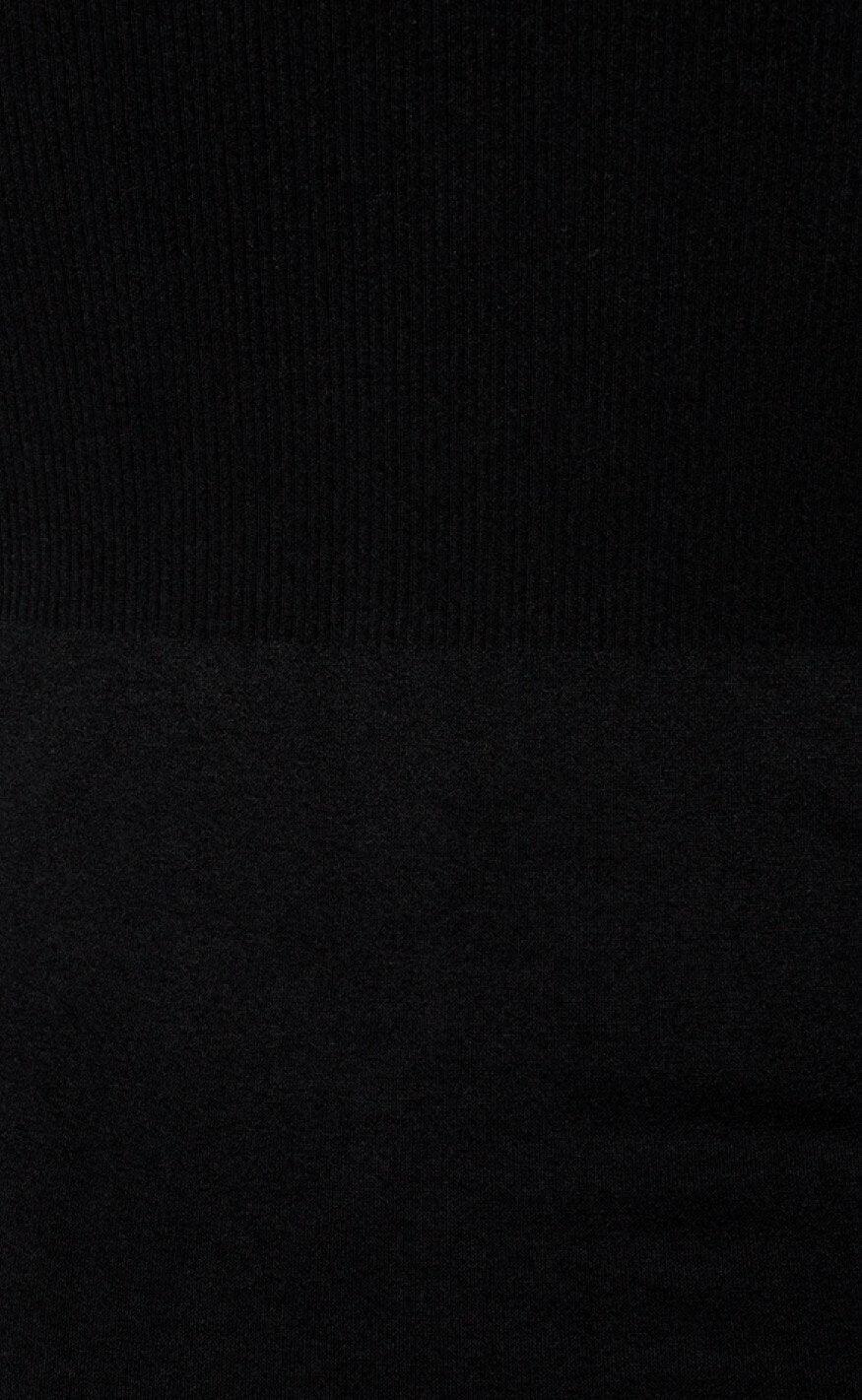 FREEQUENT SEAM TOP BLACK