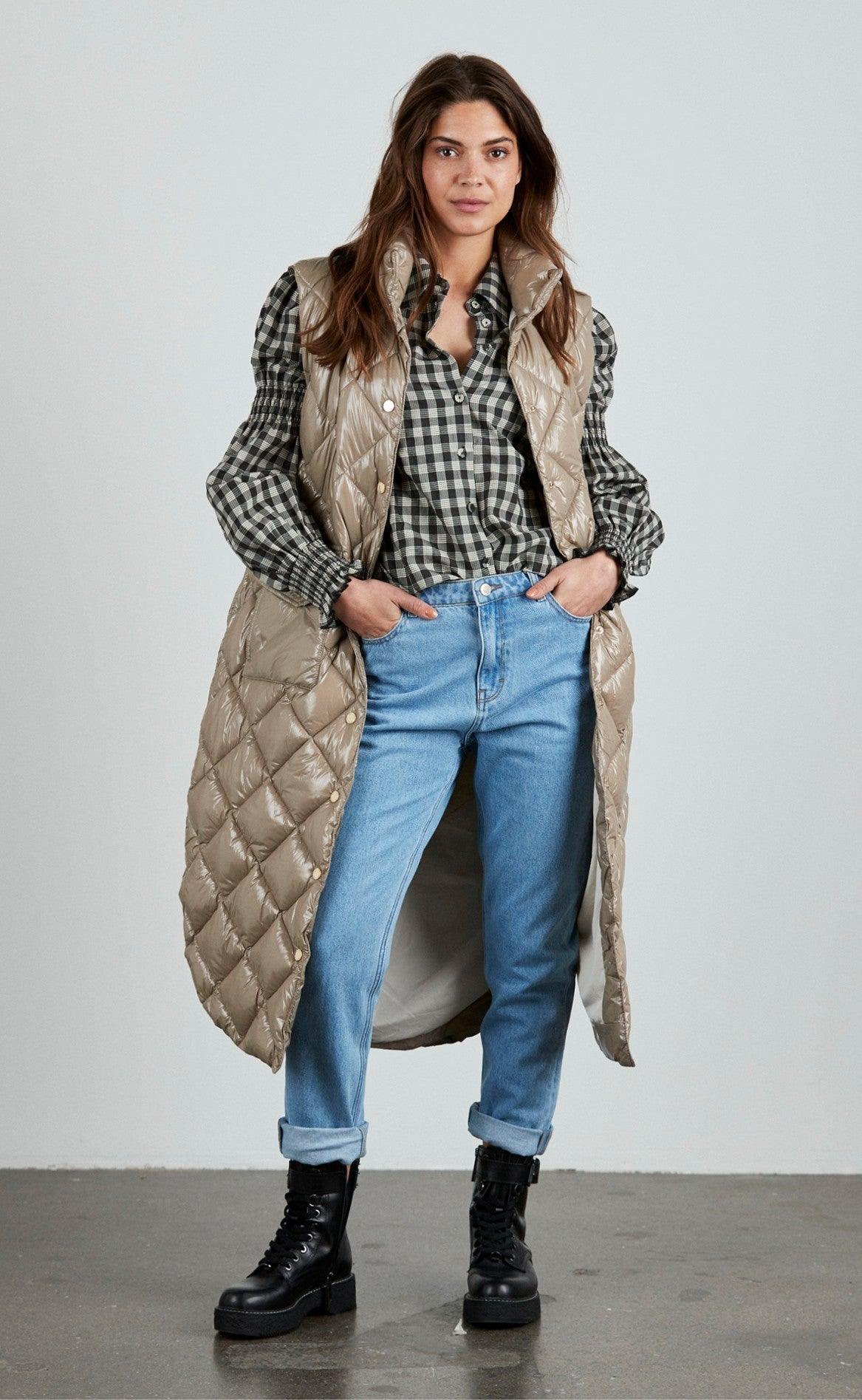 Freequent Vest - Olga Gloss - Silver Mink