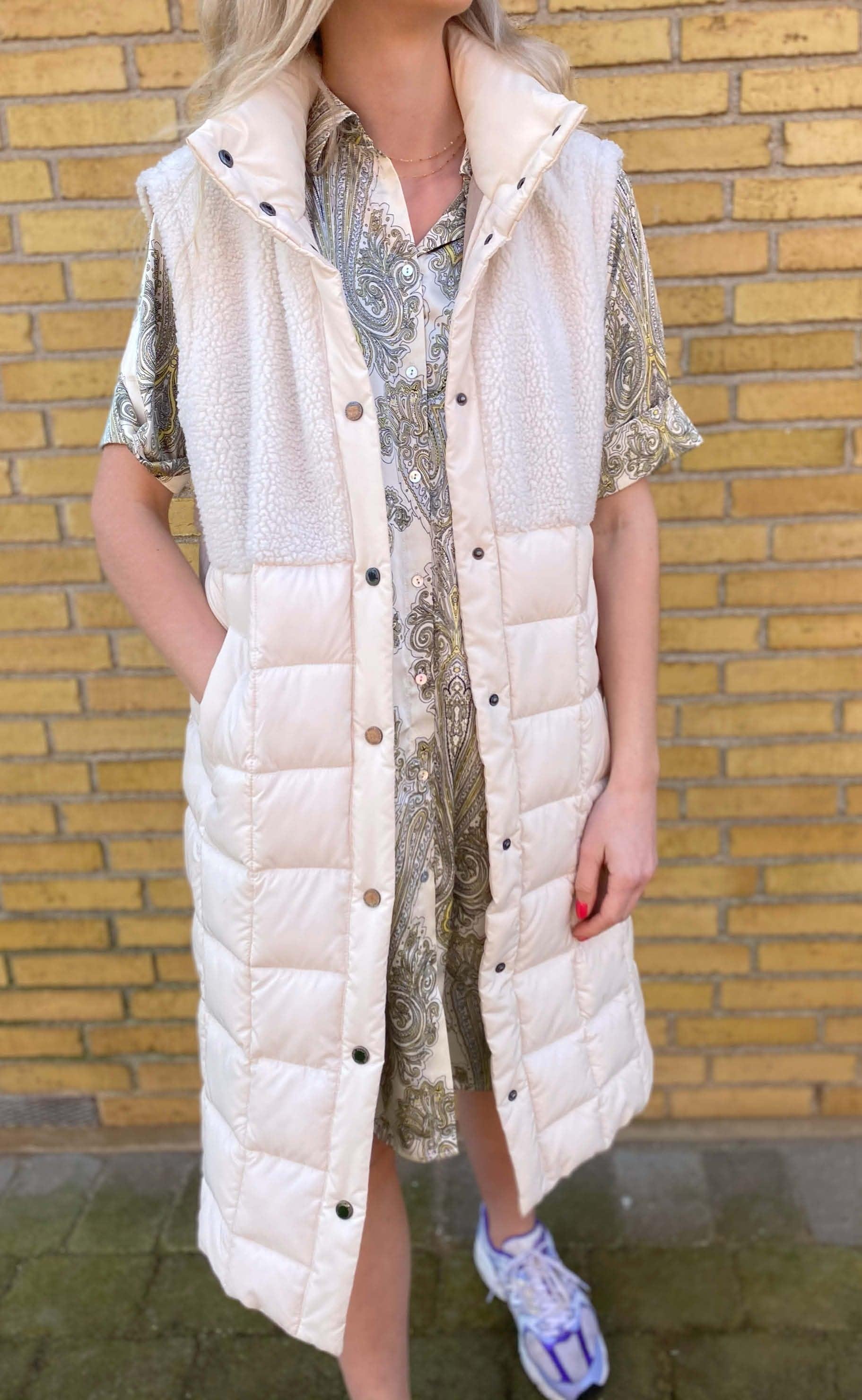 Freequent Vest - Olga Teddy - Birch