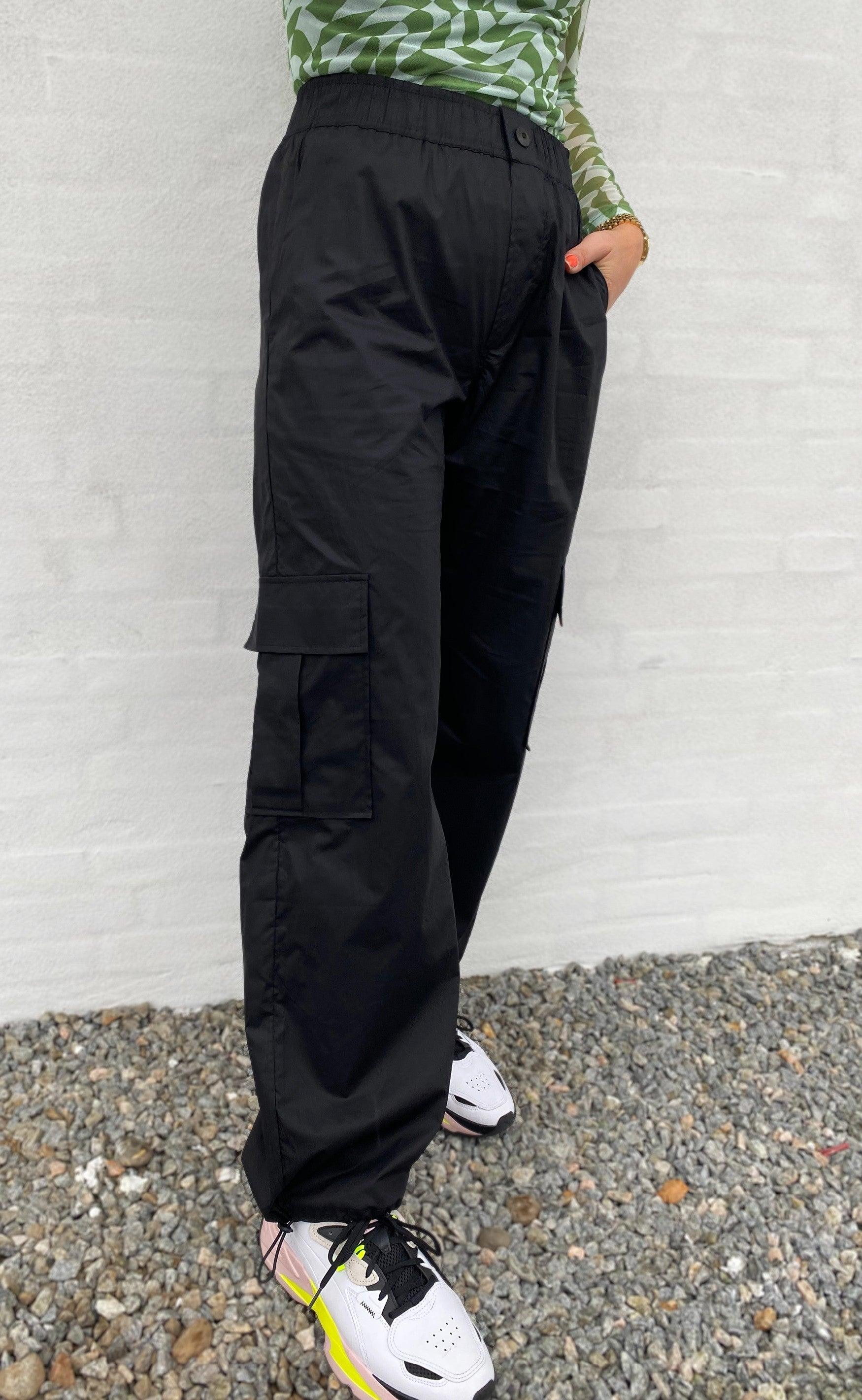 Global Funk Bukser - Lana-G Carney - Black