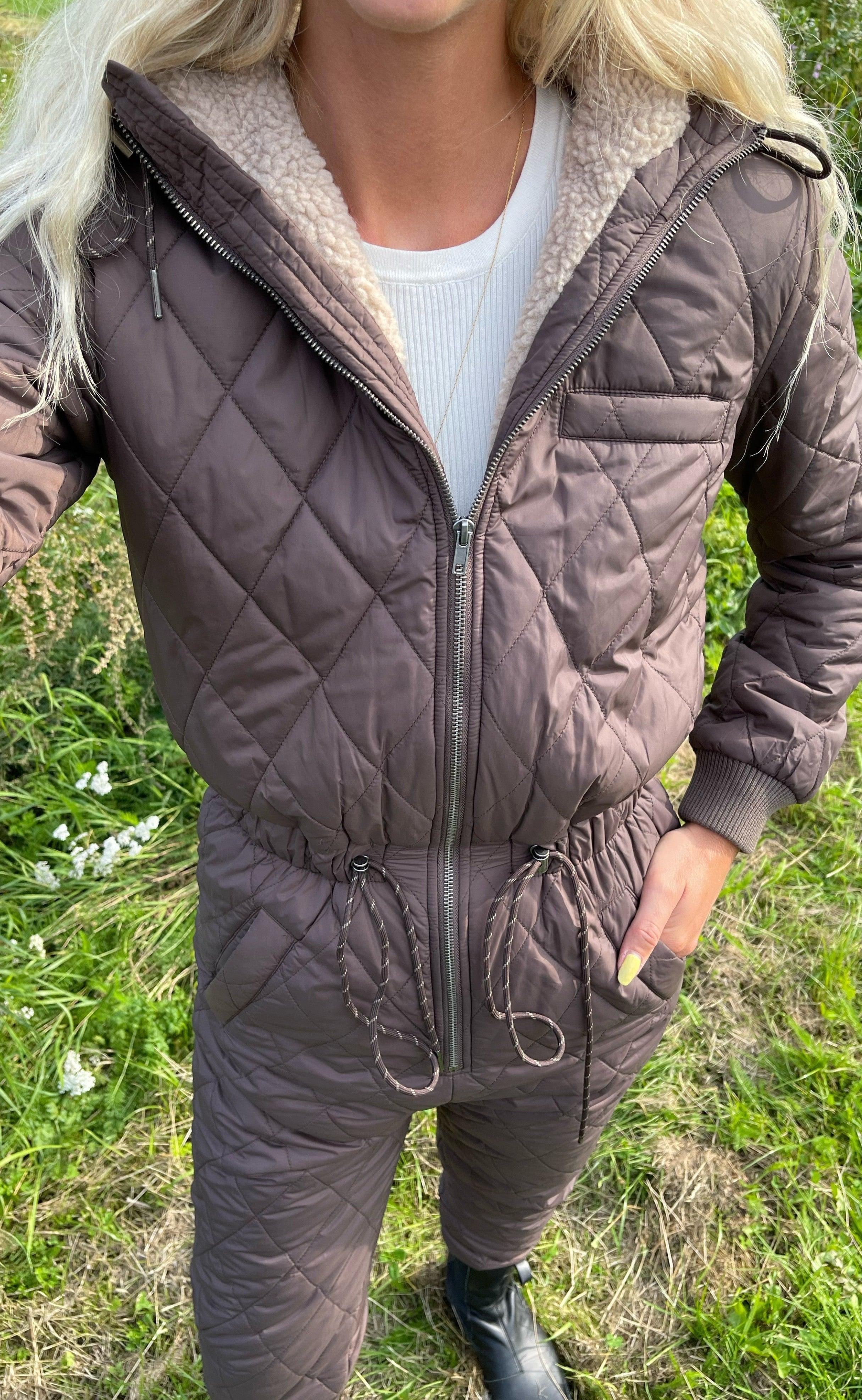 Global Funk Flyverdragt / Termodragt - Isolde T Teddo Recycled - Dark Mocca