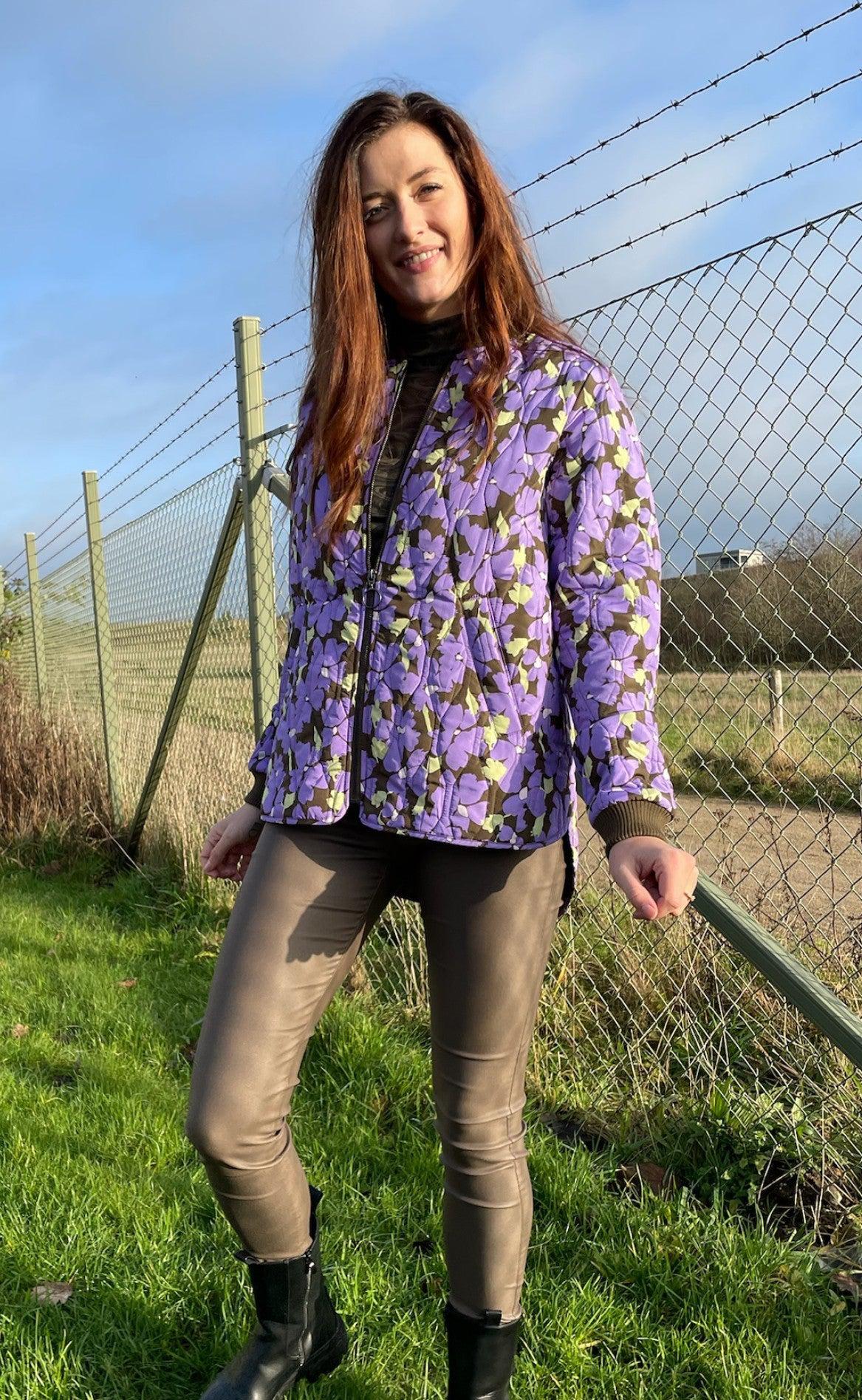 Global Funk Jakke - Rheanna - Purple Blossom Print