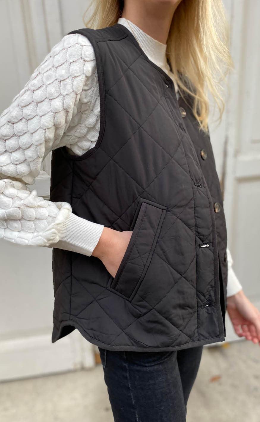 Global Funk Vest - Feeney - Black
