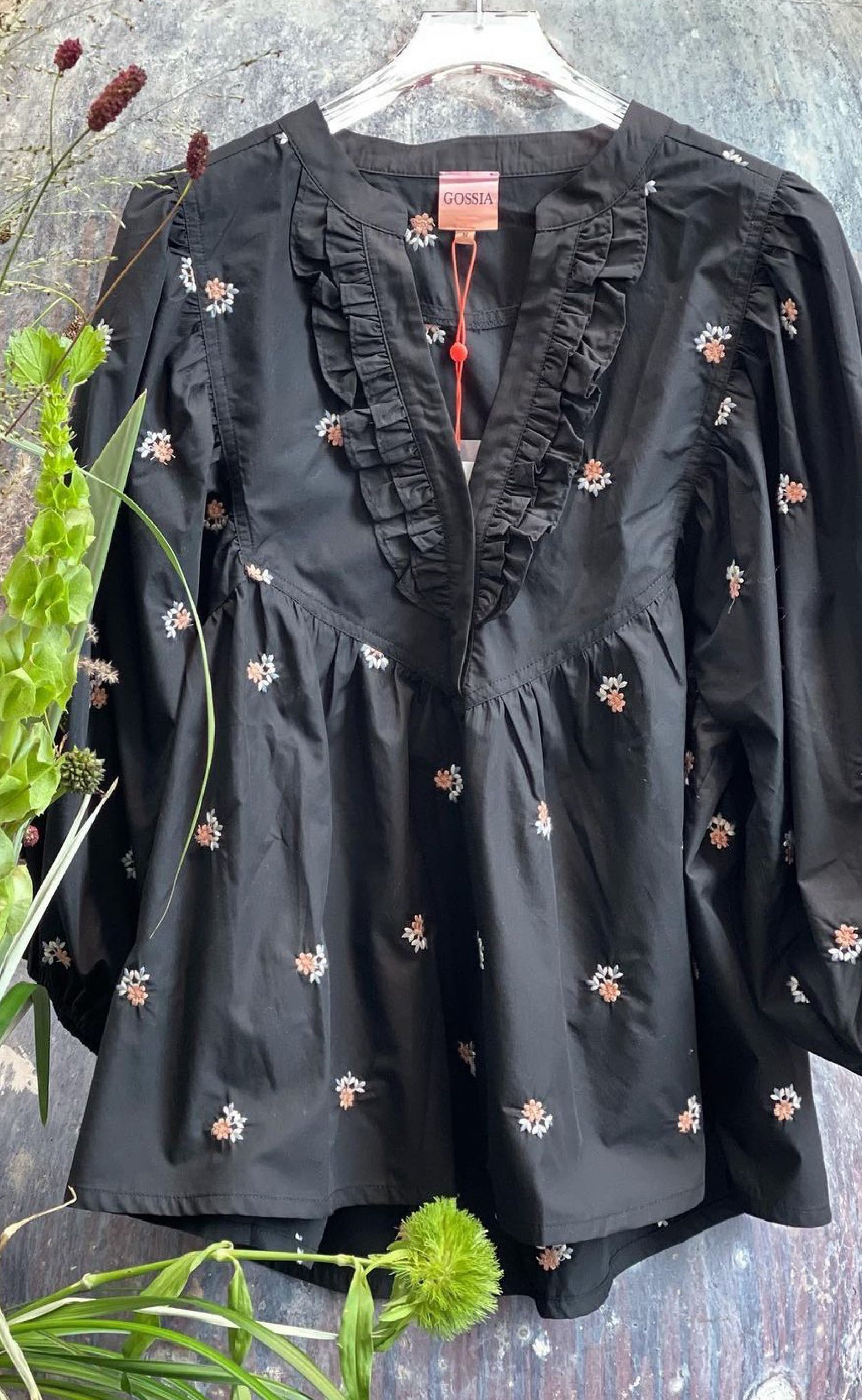 Gossia Bluse - Morgan - Black w. Flowers