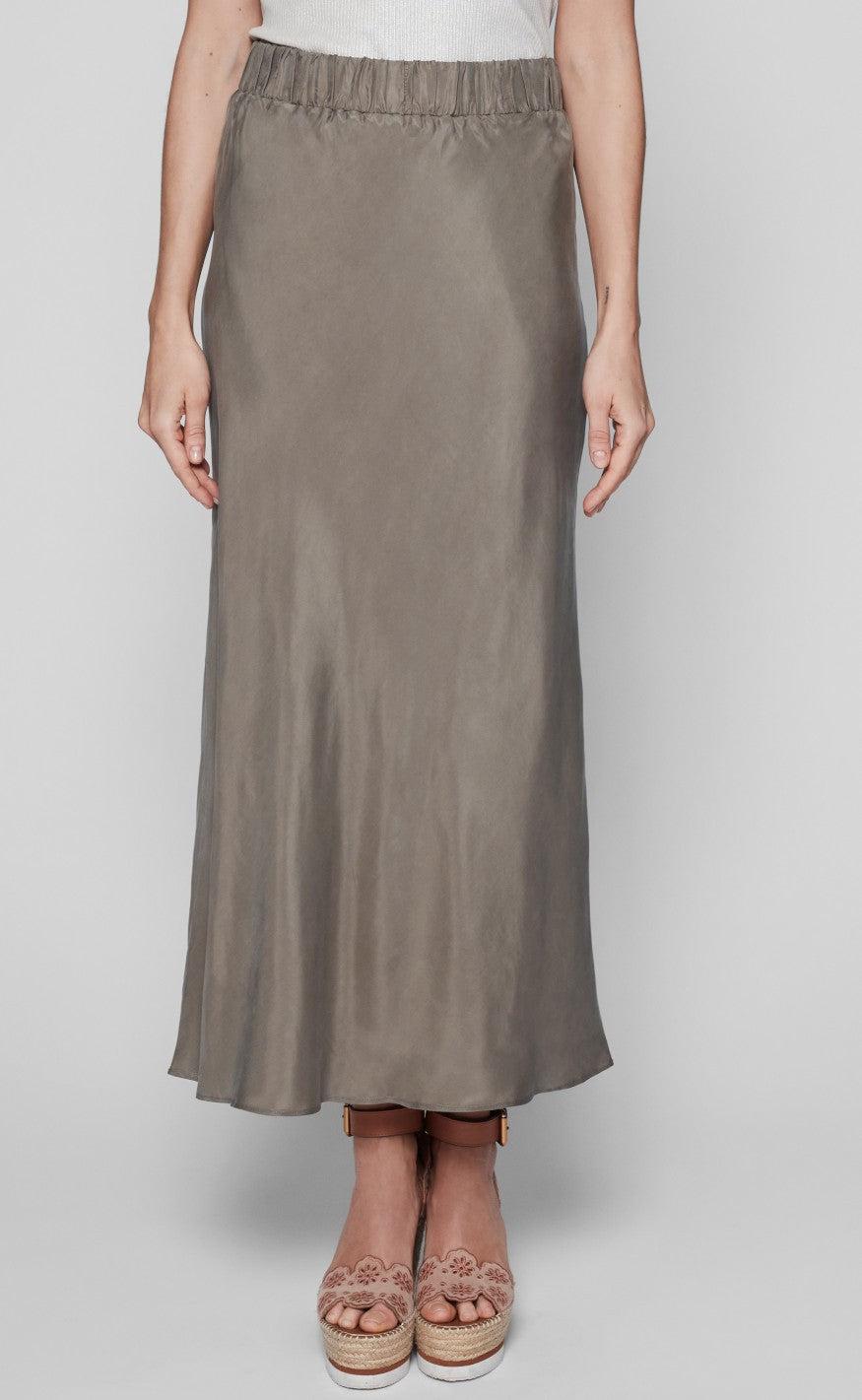 Gustav Nederdel - Elly Bias Cut - Dried Green