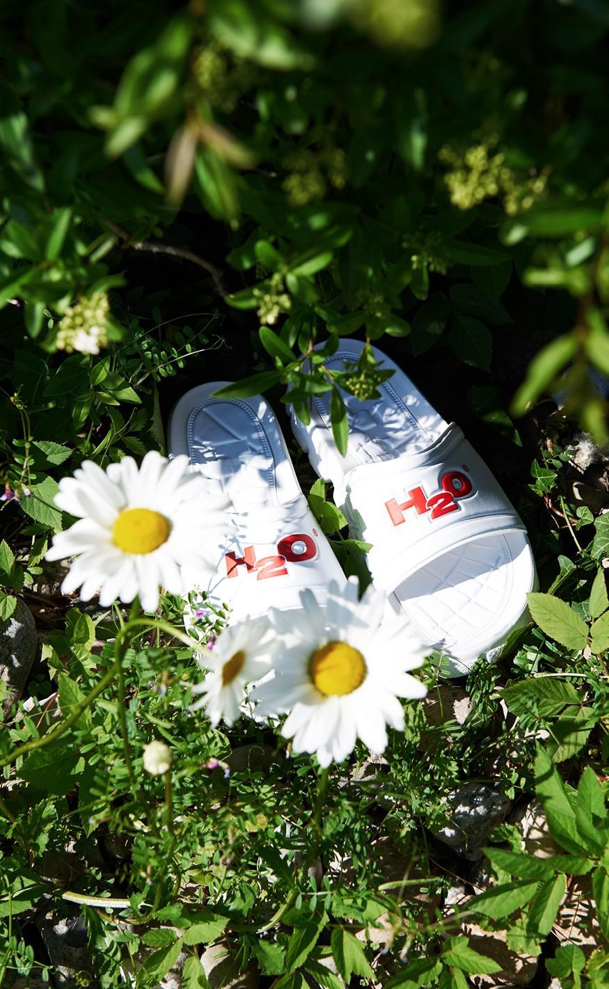 H2O Sandal - Trek - White/Red