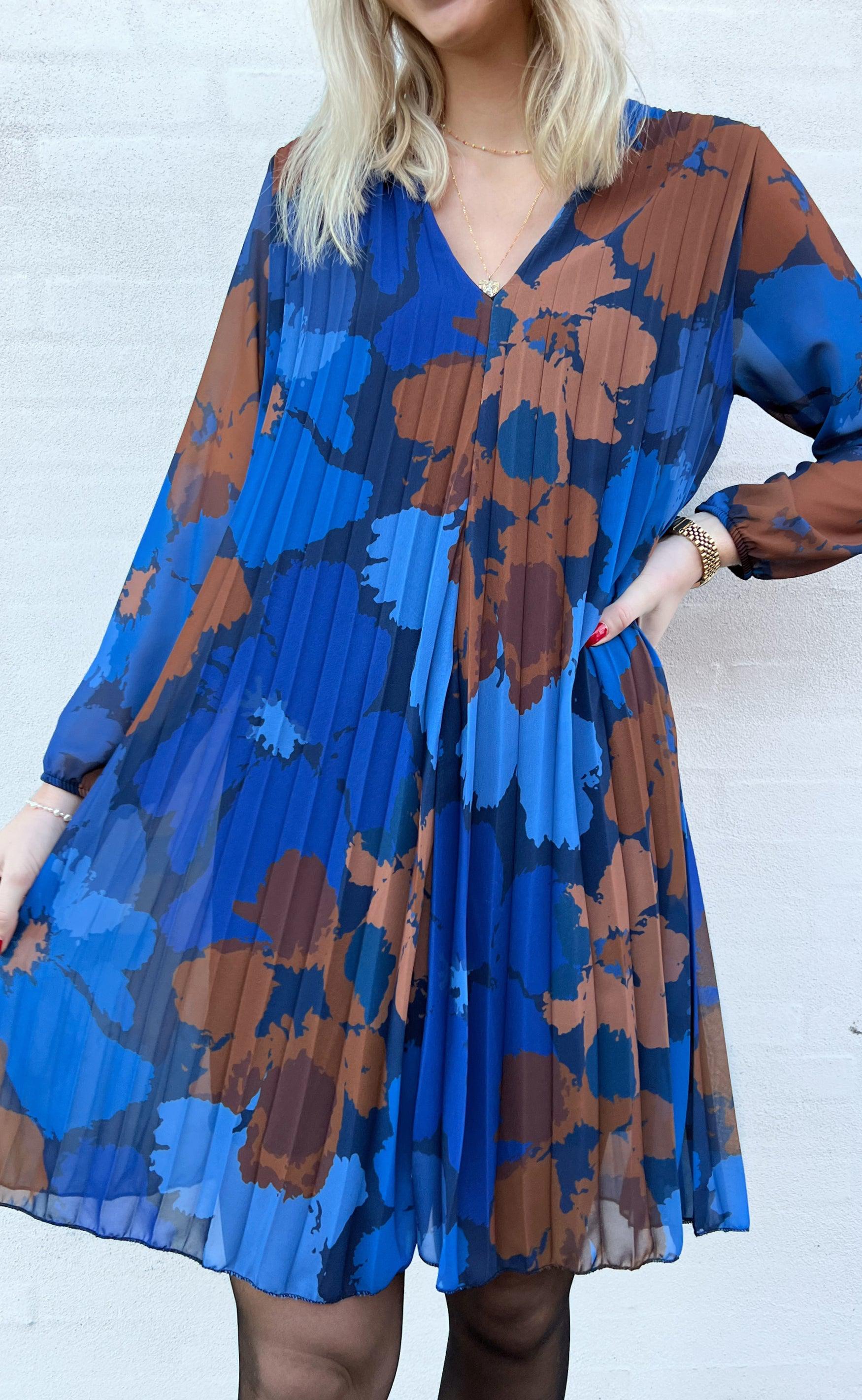 INA Copenhagen Kjole - Alba Plisse - Blue/Brown Flower