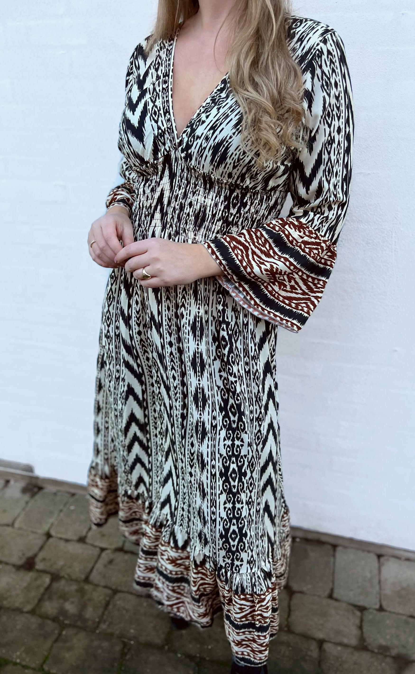 INA Copenhagen Kjole - Carla - Black / Beige