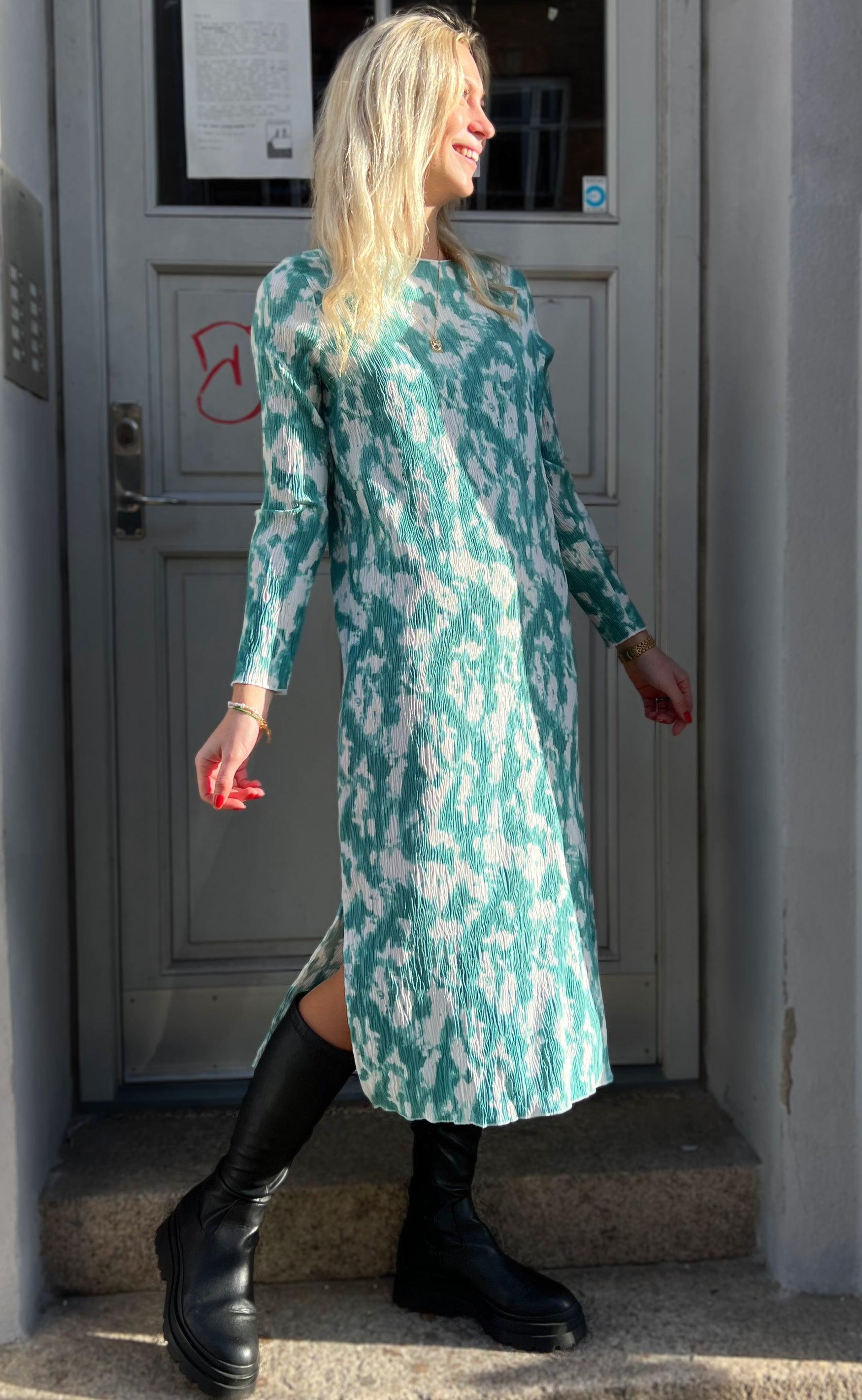INA Copenhagen Kjole - Ditte - Green Tie Dye