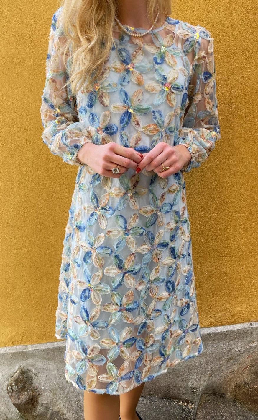 INA Copenhagen Kjole - Pama - Blue Sequin Flower