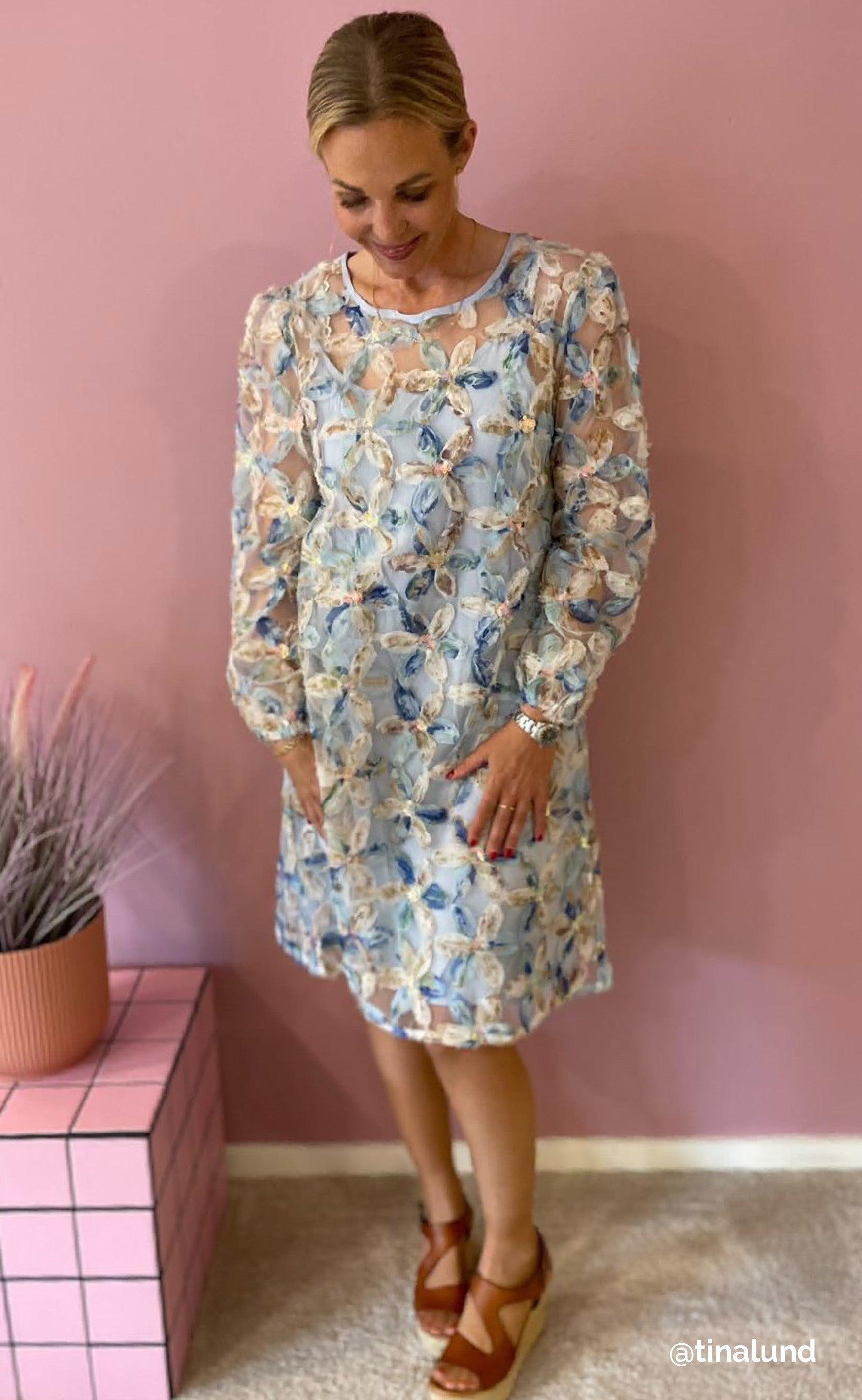 INA Copenhagen Kjole - Pama - Blue Sequin Flower
