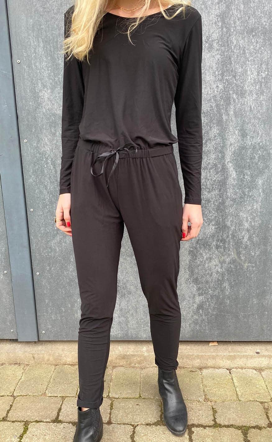 Liberte Buksedragt - Alma LS - Black
