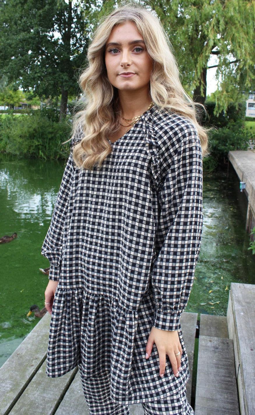 Liberte Kjole - Dana - Black Sand Check