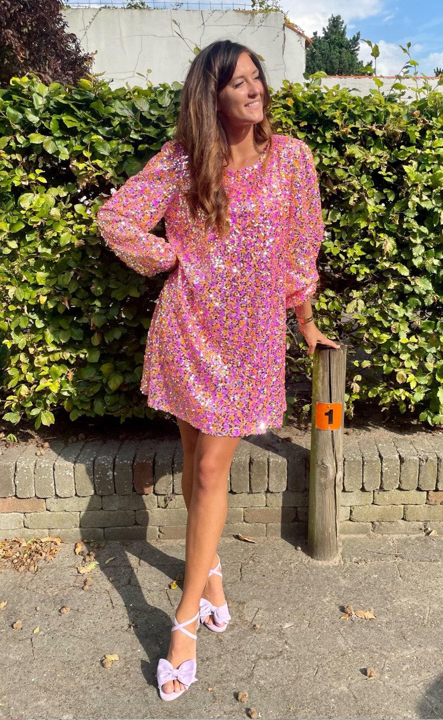 Liberte Kjole - Lamilla - Pink Orange Sequins