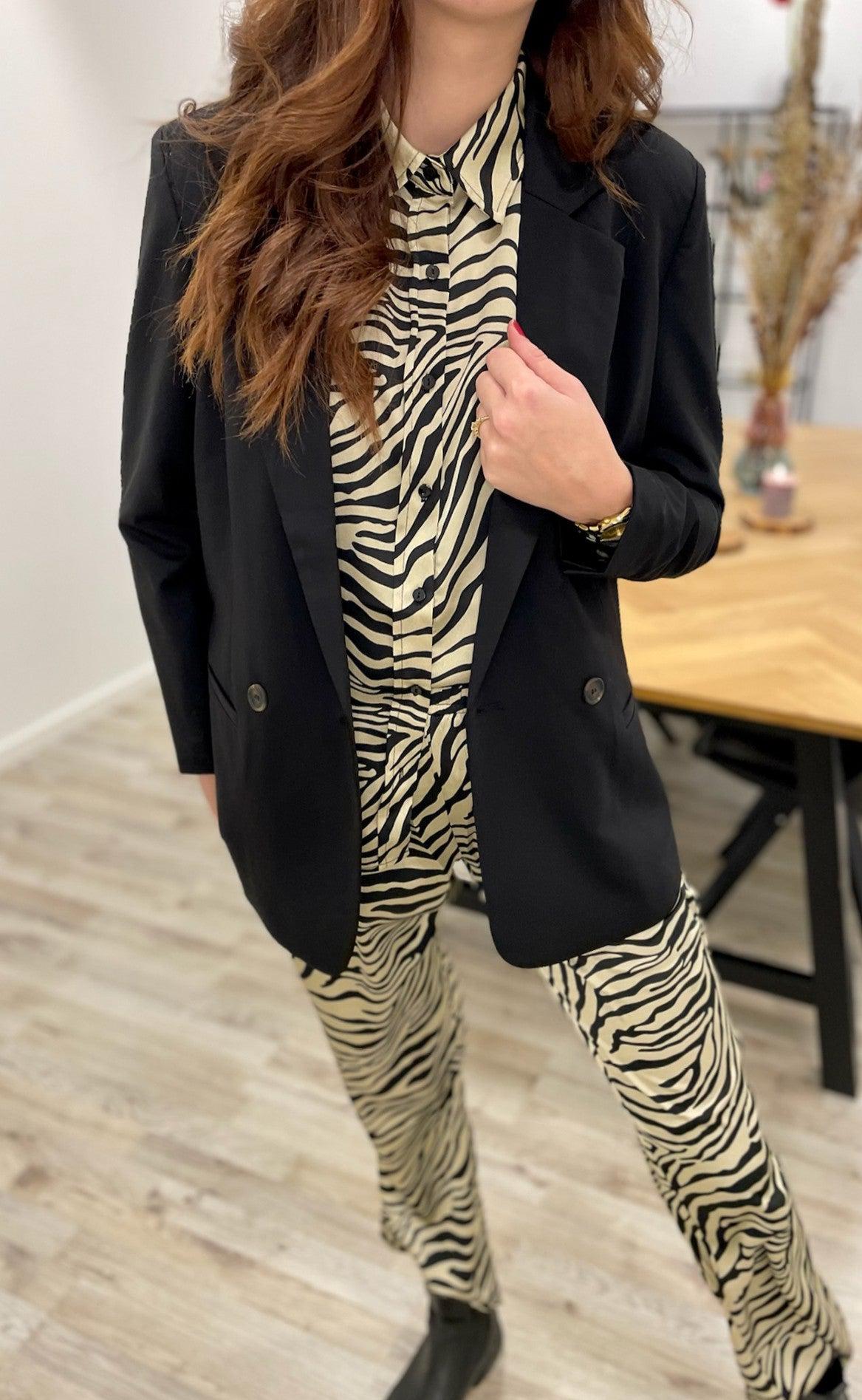 Love & Divine Blazer - Love590 - Black