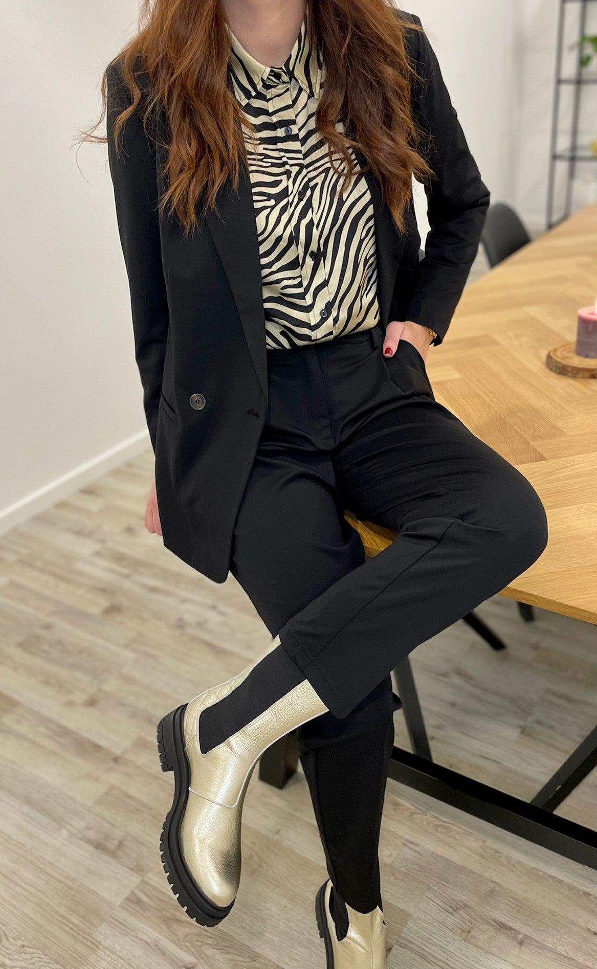 Love & Divine Blazer - Love590 - Black