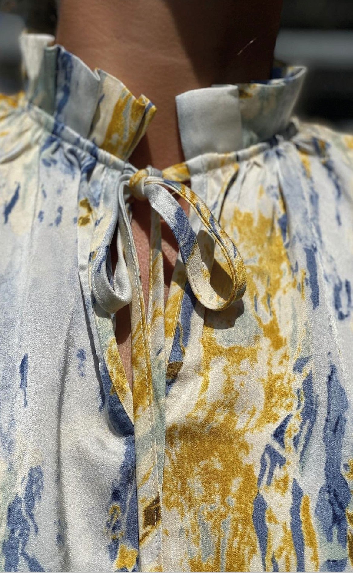 Love & Divine Bluse - Love639-8 - Graphic/Blue