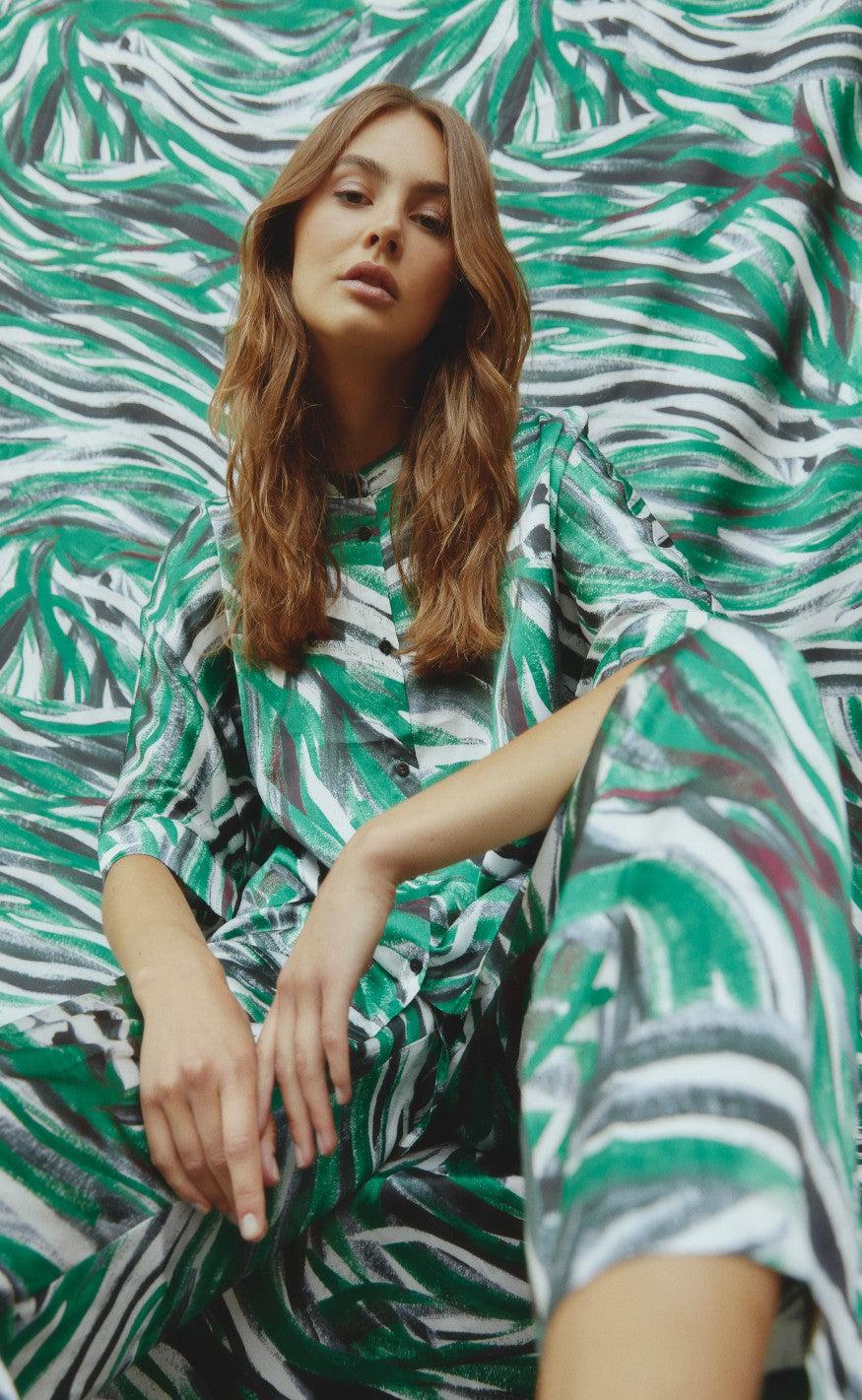 Love & Divine Bluse - Love851 - Green Comb