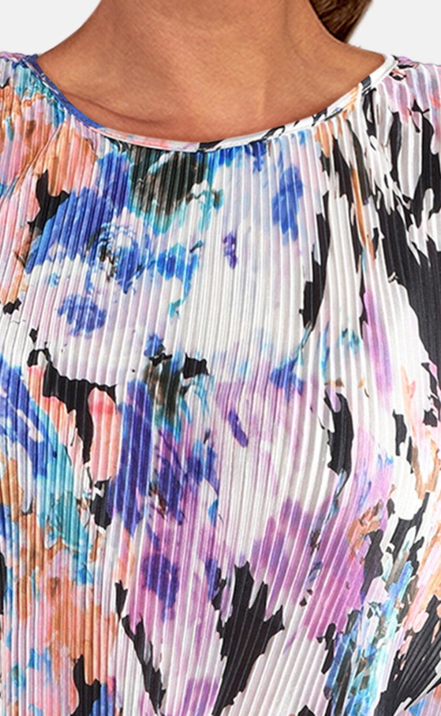 Love & Divine Bluse - Love873 - Blurred Flower