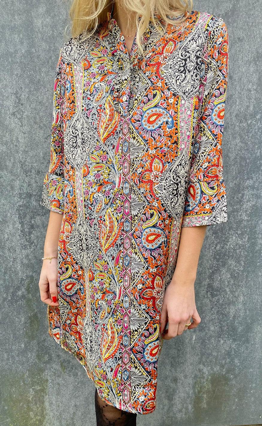 Love & Divine Kjole - Love622-6 - Light Paisley