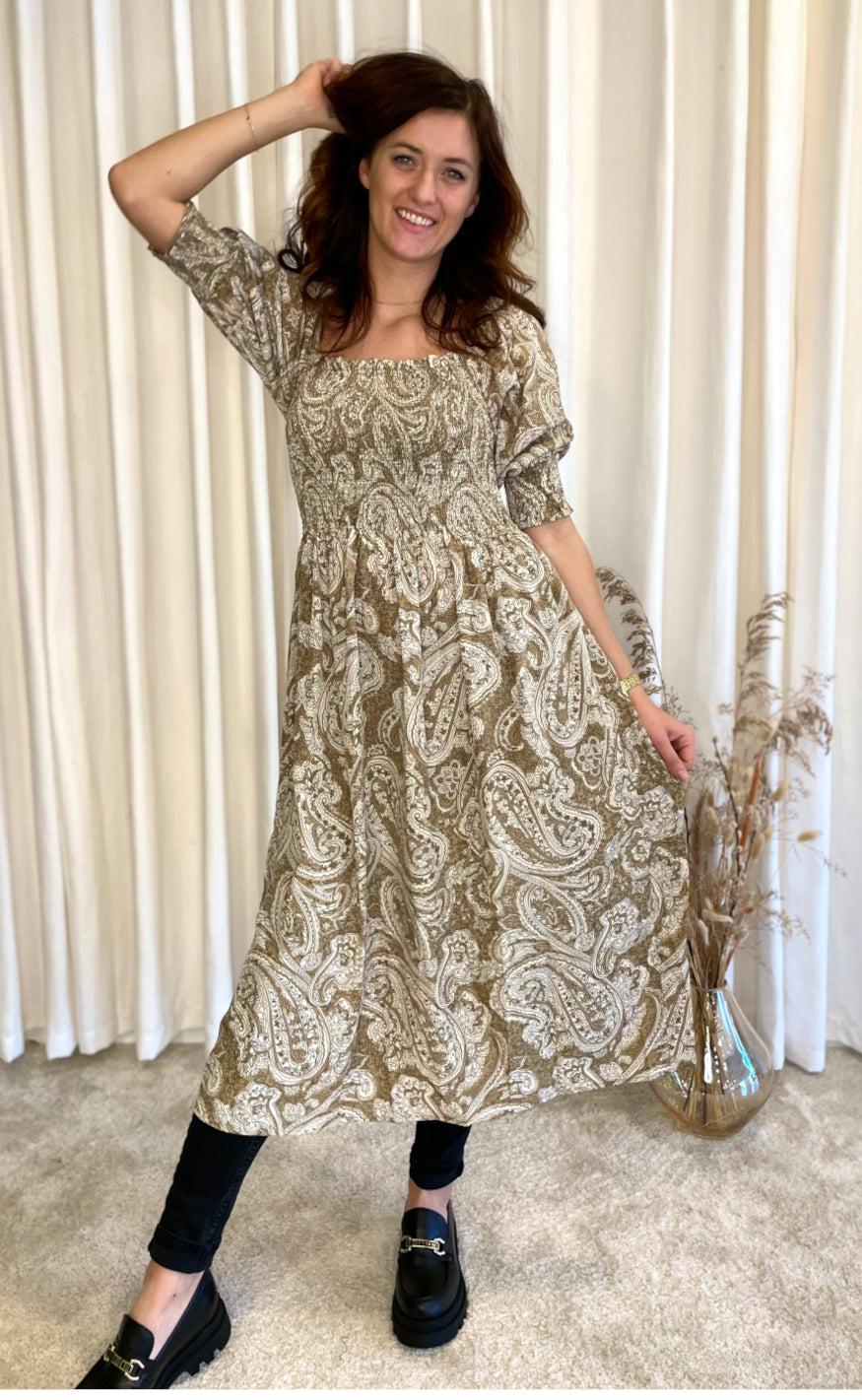 Love & Divine Kjole - Love636 - Sand/Paisley