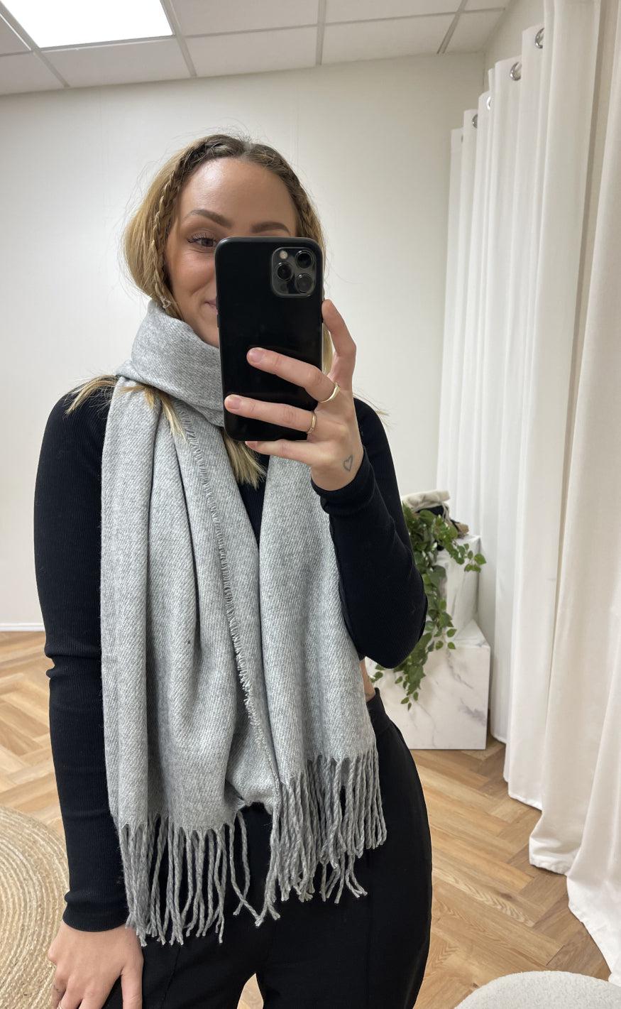 Marta Du Chateau Tørklæde - 171419 - Light Grey